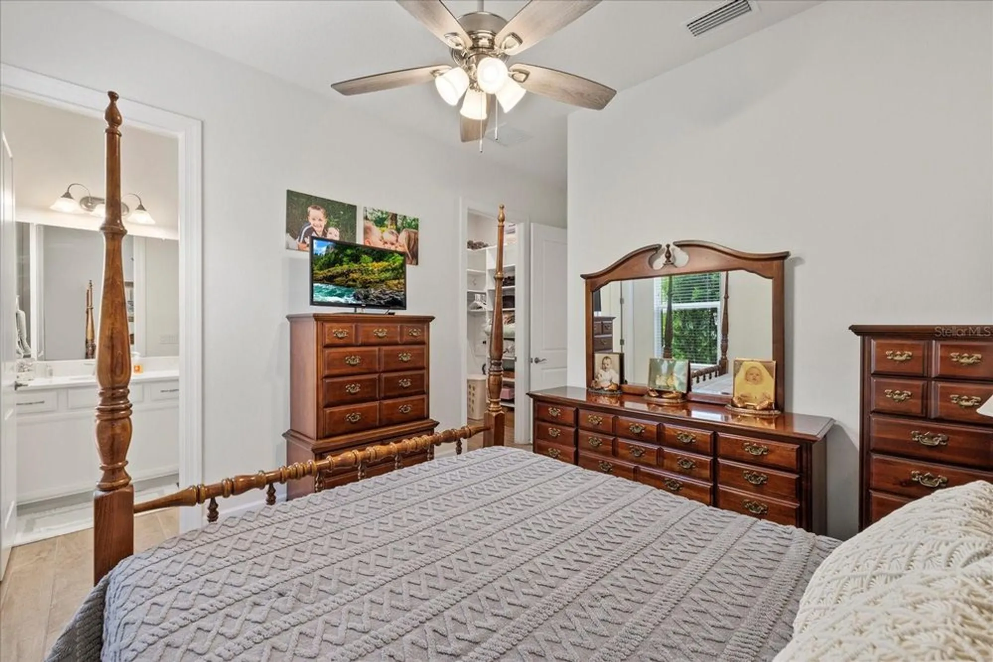 Property Slideshow image 24 of 91 | 11398 juglans dr, Odessa, FL, 33556