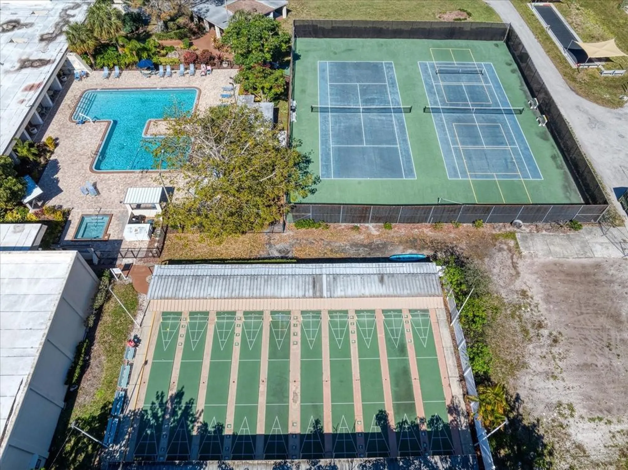 Property Slideshow image 22 of 34 | 2466 ecuadorian way 38, Clearwater, FL, 33763