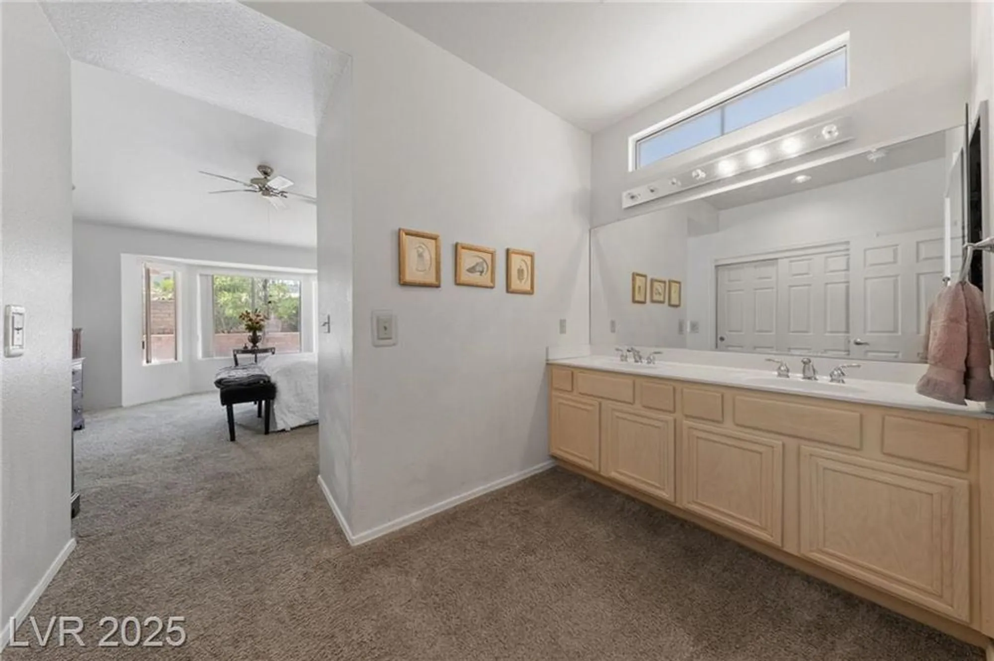 Property Slideshow image 22 of 72 | 2925 lotus hill dr, Las Vegas, NV, 89134