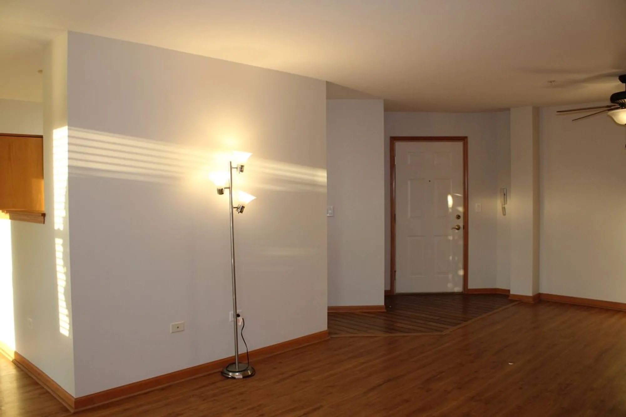 Property Slideshow image 6 of 43 | 13832 s balsam ln d, Plainfield, IL, 60544