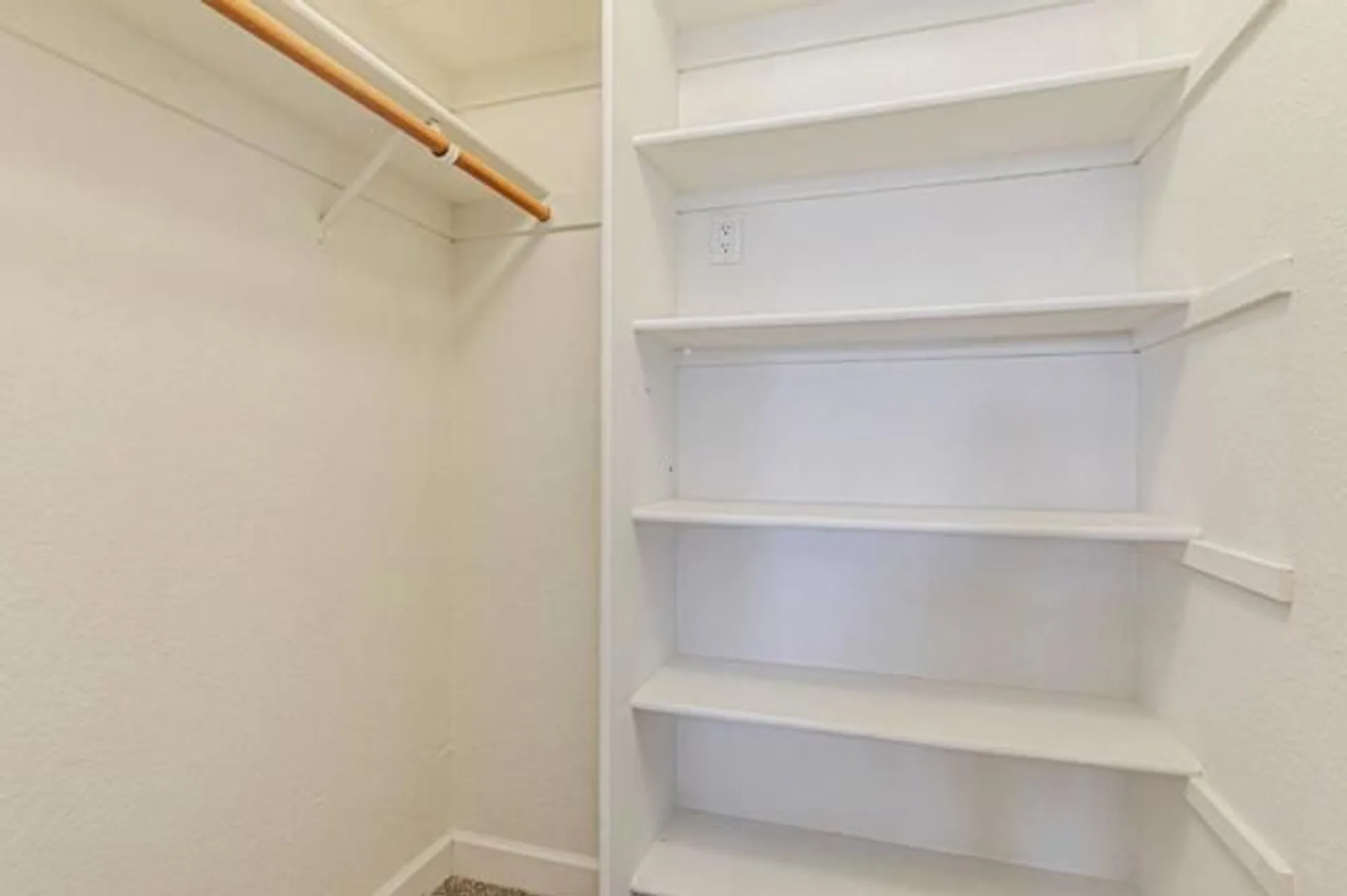 Property Slideshow image 32 of 41 | 7530 morevern cir, San Jose, CA, 95135