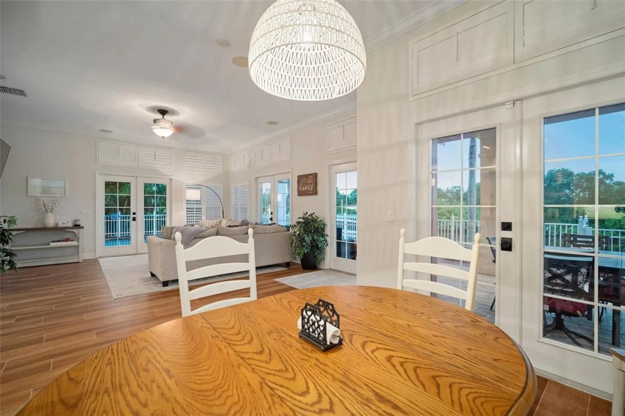 Property Slideshow image 21 of 94 | 825 islebay dr, Apollo Beach, FL, 33572