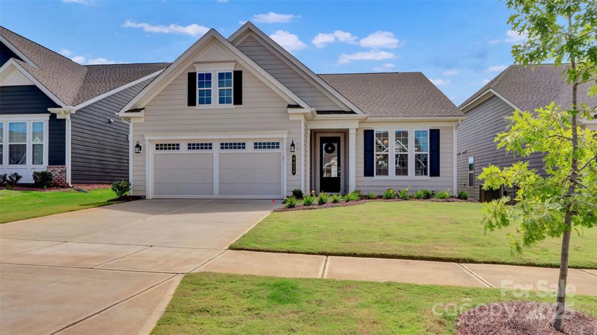 Property Slideshow image 1 of 25 | 4424 moxie way, Charlotte, NC, 28215