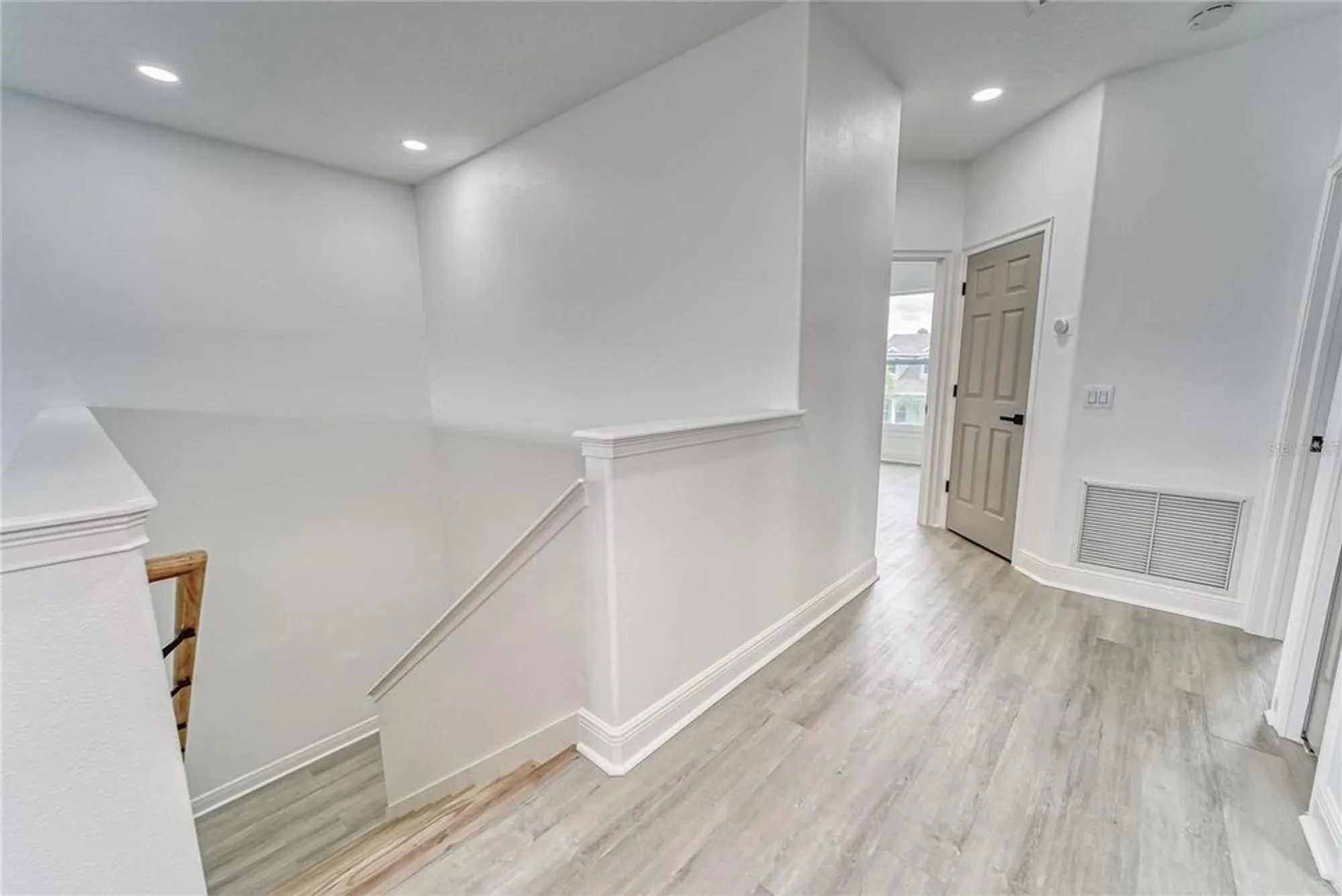 Property Slideshow image 30 of 81 | 5718 sea turtle pl, Apollo Beach, FL, 33572