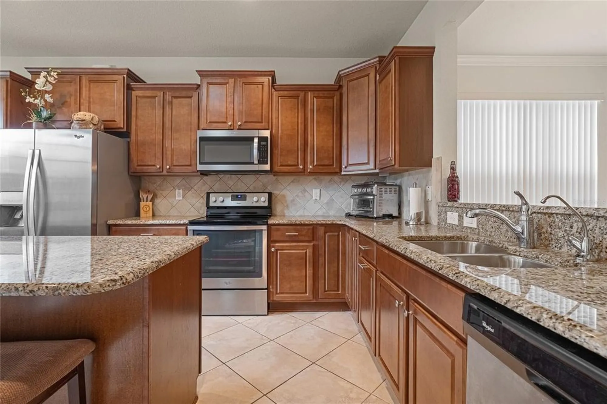 Property Slideshow image 4 of 33 | 9498 sw 70th loop, Ocala, FL, 34481