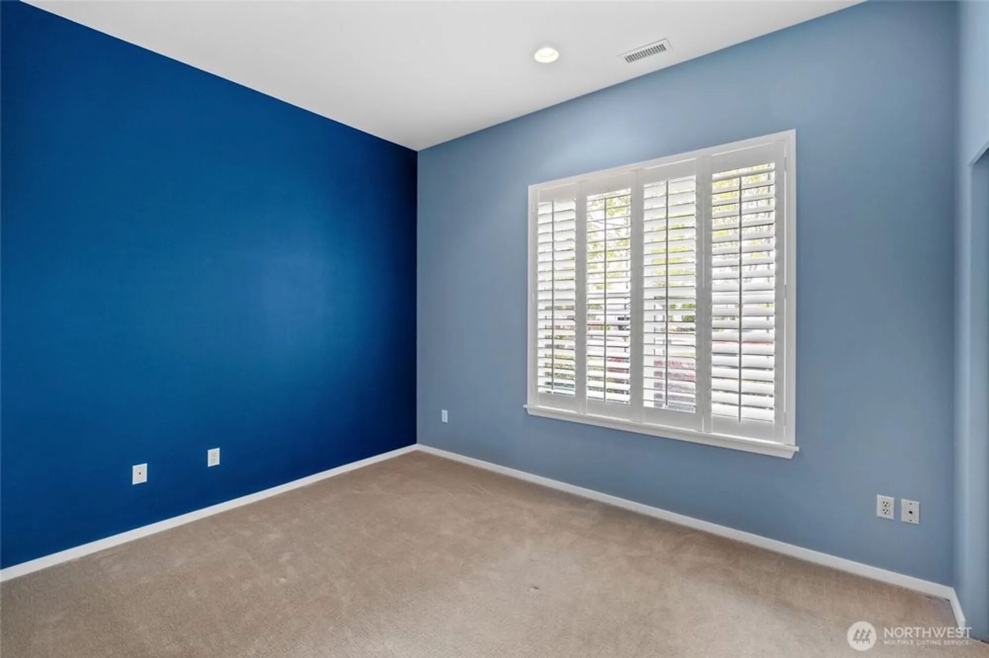 Property Slideshow image 27 of 40 | 4420 vashon dr, Lacey, WA, 98516