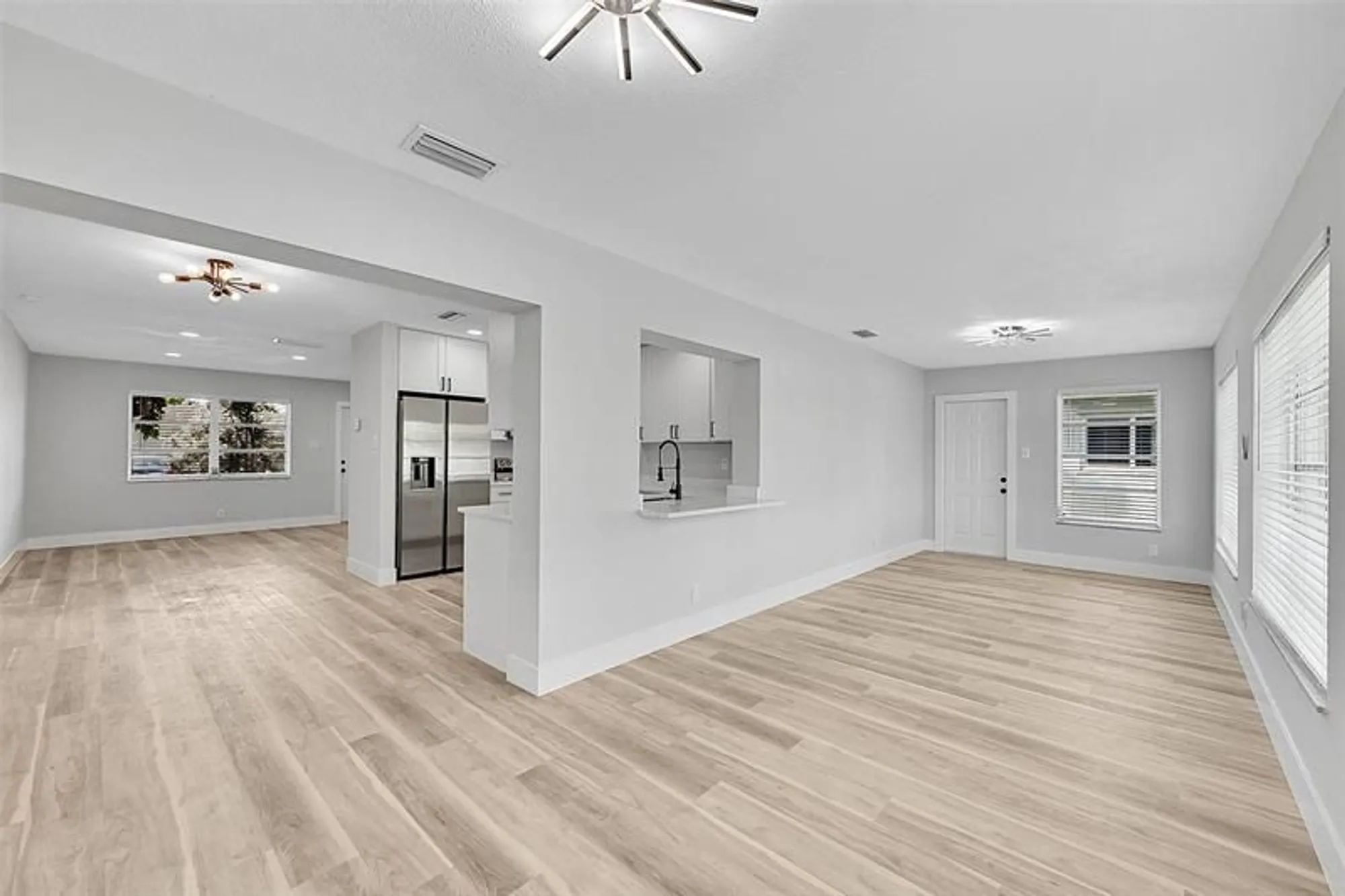 Property Slideshow image 17 of 35 | 6925 nw 11th st, Margate, FL, 33063