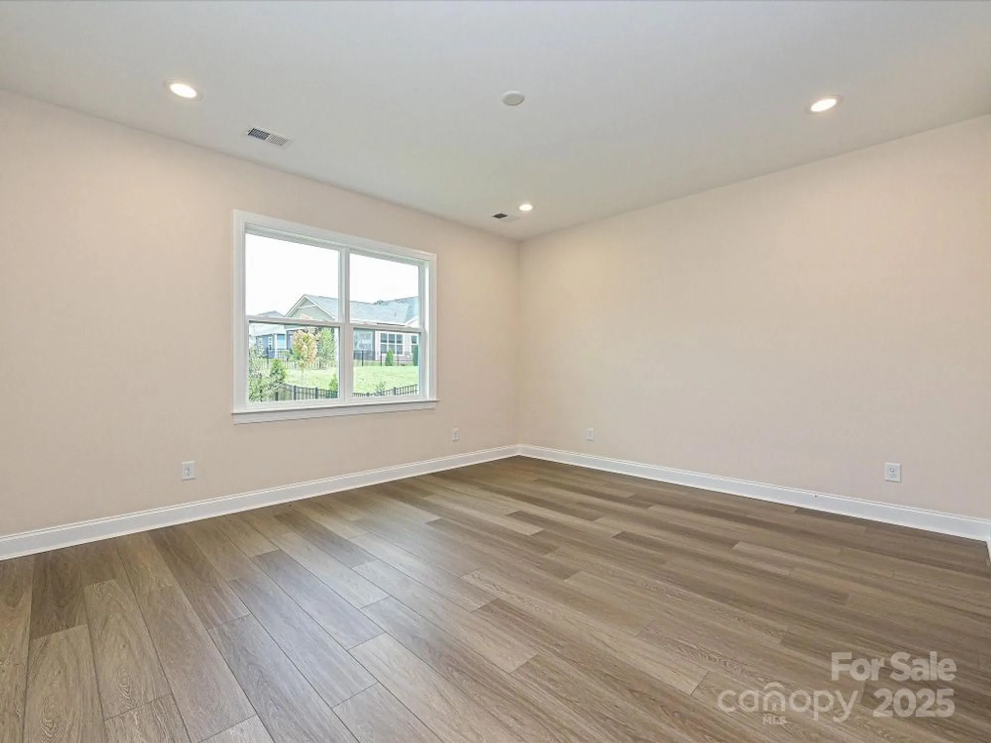 Property Slideshow image 23 of 45 | 118 stowaway dr 1219, Denver, NC, 28037