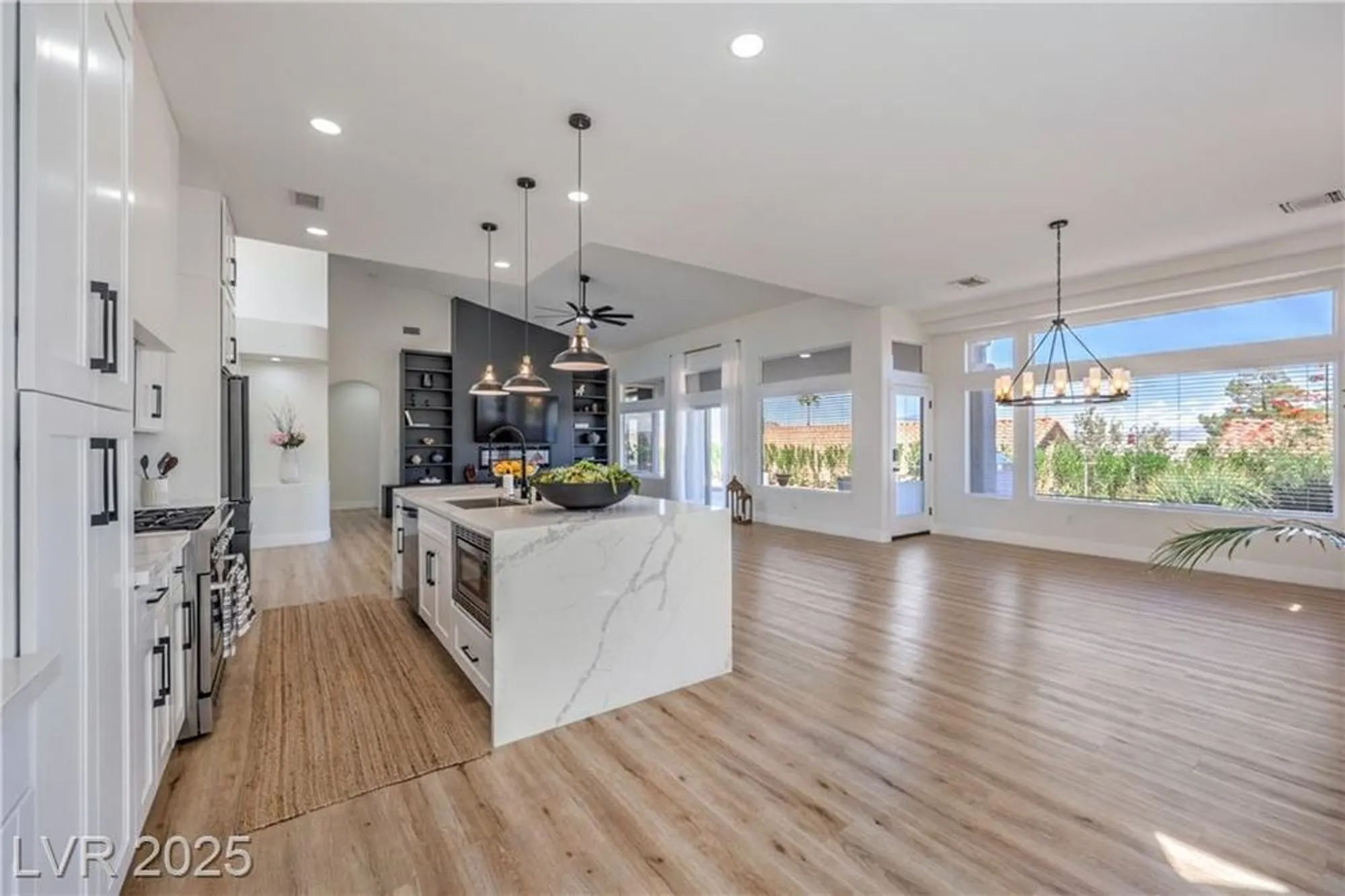 Property Slideshow image 12 of 34 | 3028 treesdale dr, Las Vegas, NV, 89134