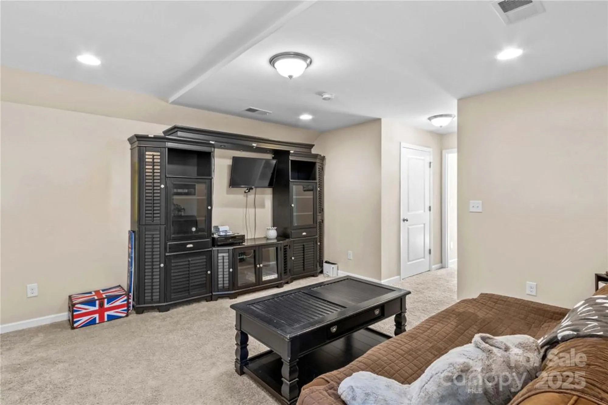 Property Slideshow image 27 of 45 | 3835 norman view dr, Sherrills Ford, NC, 28673