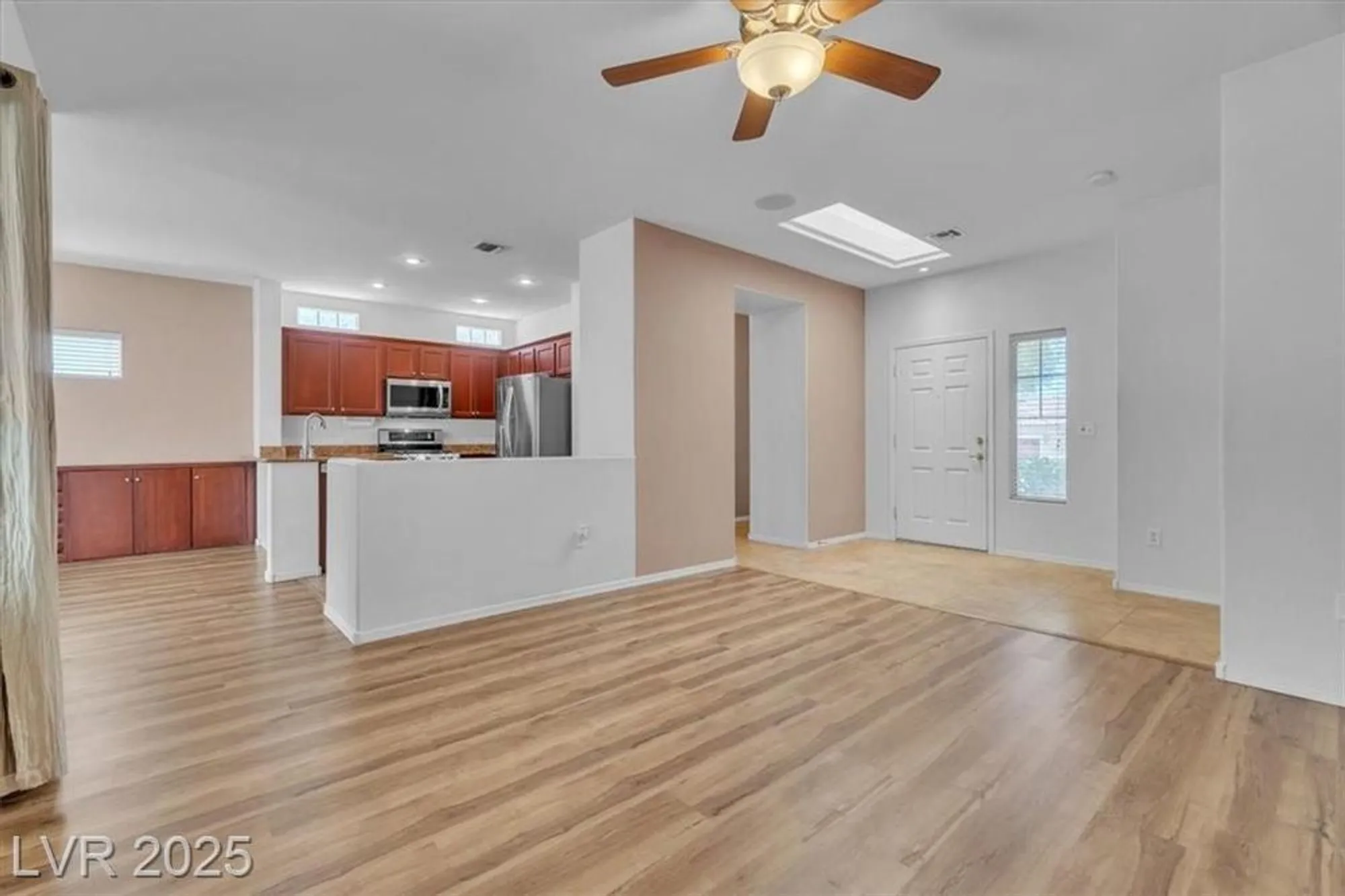 Property Slideshow image 5 of 36 | 2134 colvin run dr, Henderson, NV, 89052