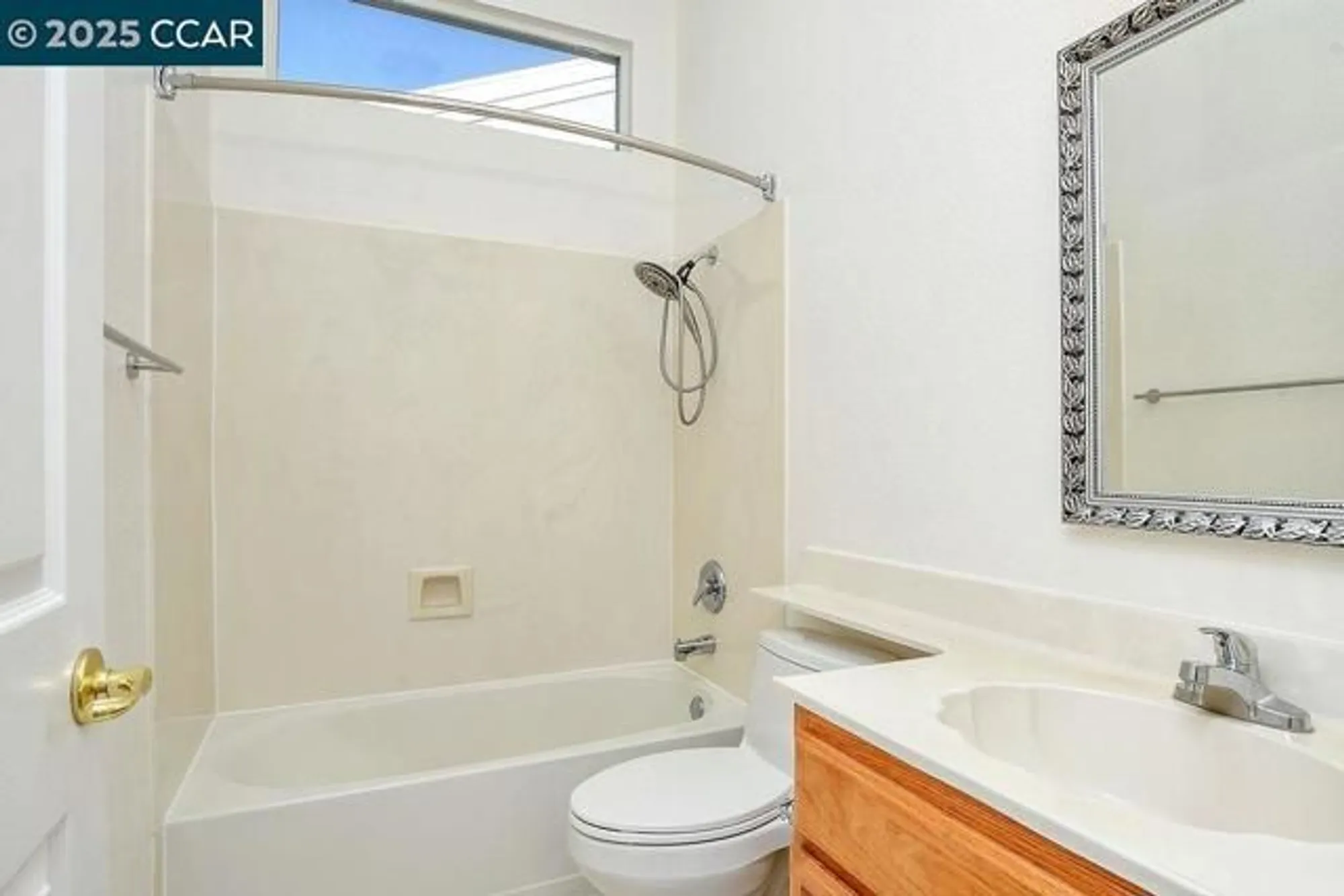 Property Slideshow image 17 of 39 | 1740 jubilee dr, Brentwood, CA, 94513