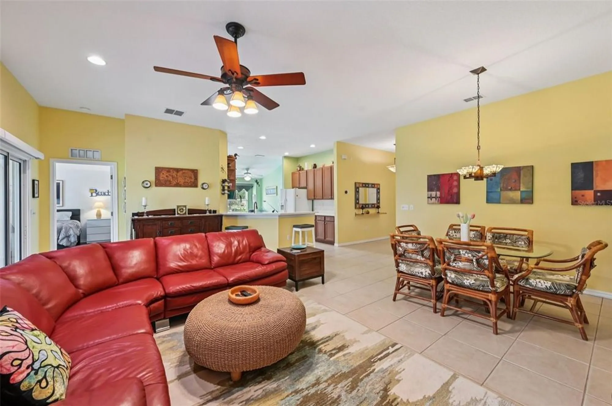 Property Slideshow image 8 of 61 | 2103 grantham greens dr, Sun City Center, FL, 33573