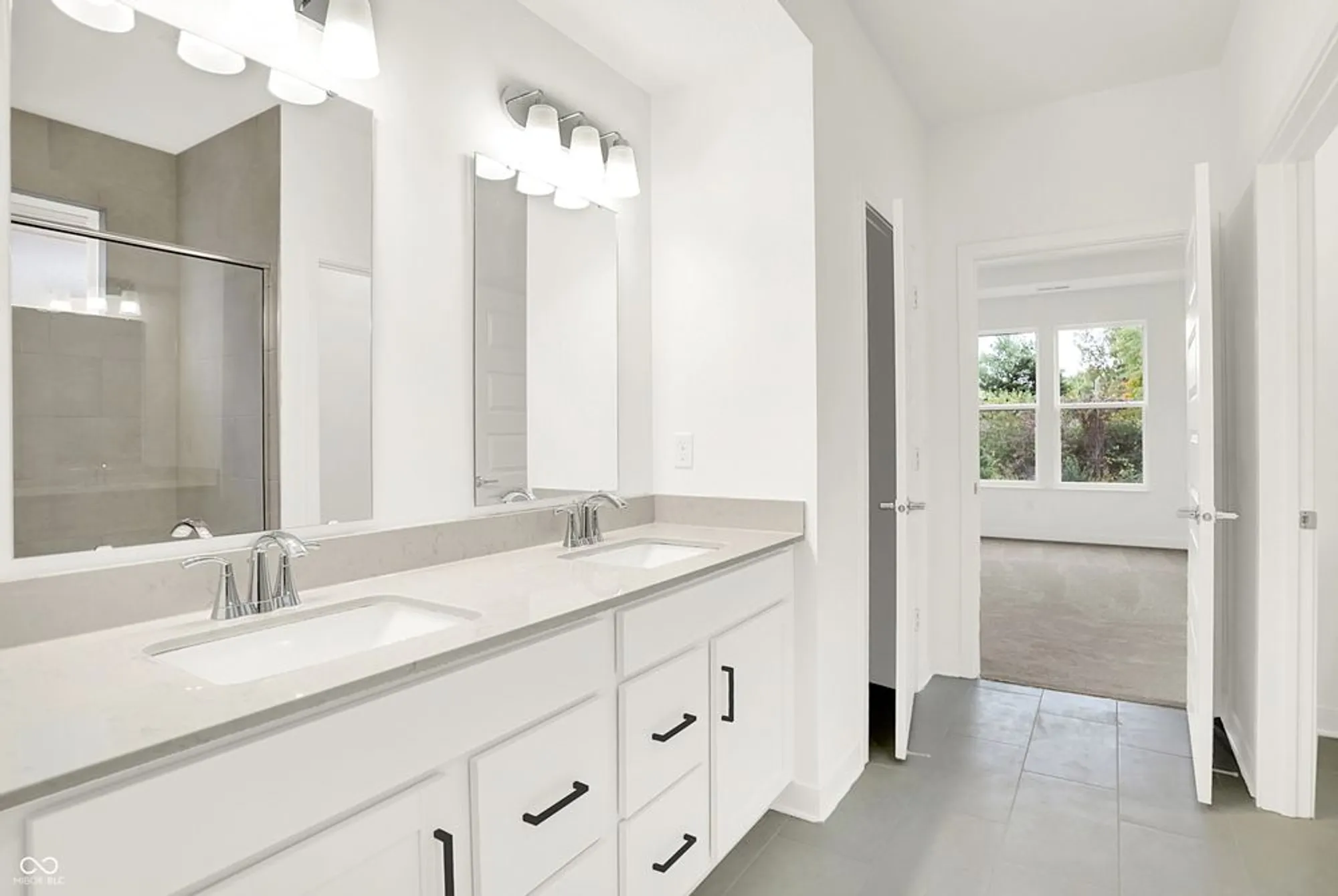 Property Slideshow image 27 of 40 | 5357 nettleton way, Avon, IN, 46123