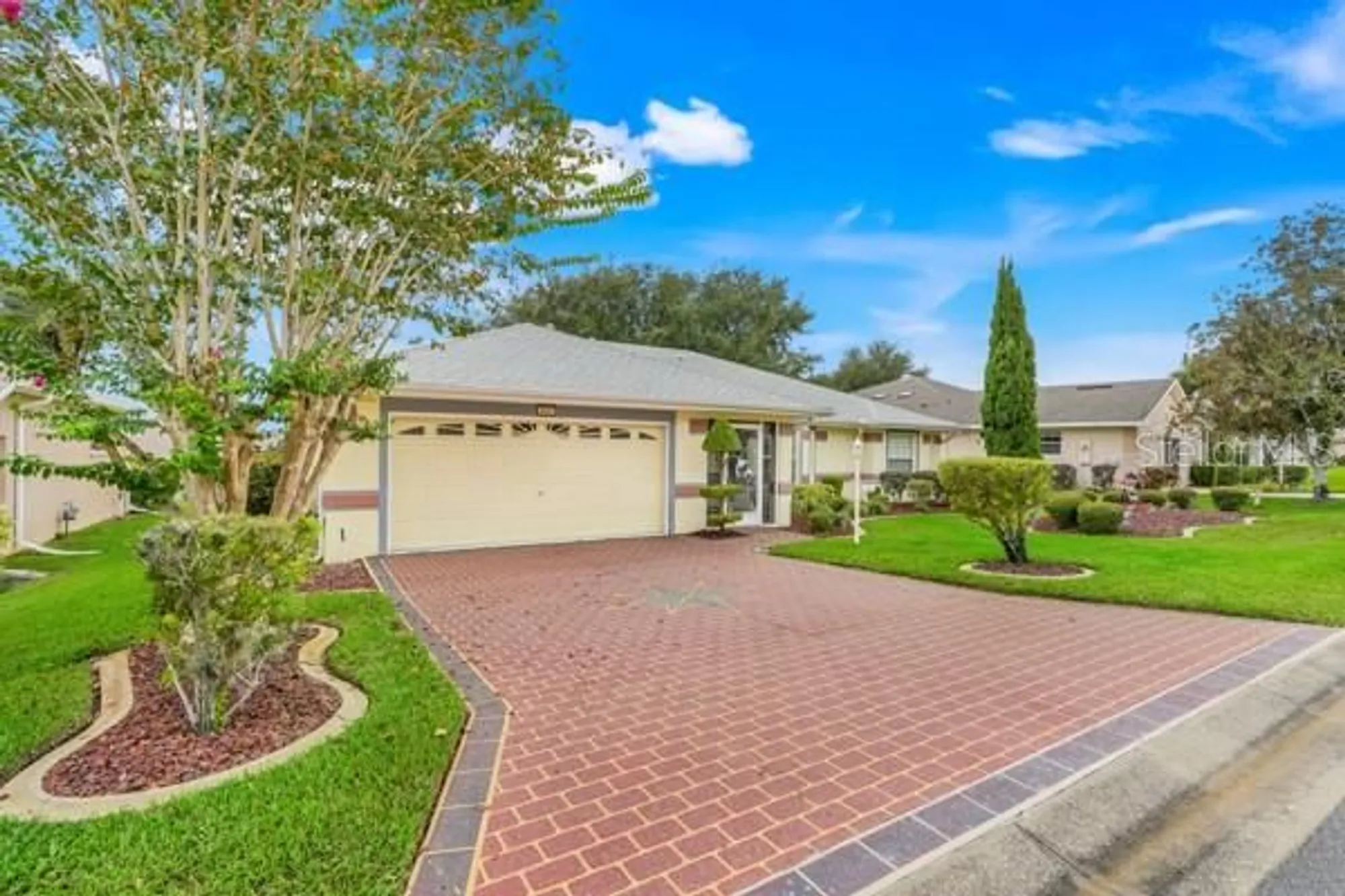 Property Slideshow image 2 of 43 | 4950 glen coe st, Leesburg, FL, 34748