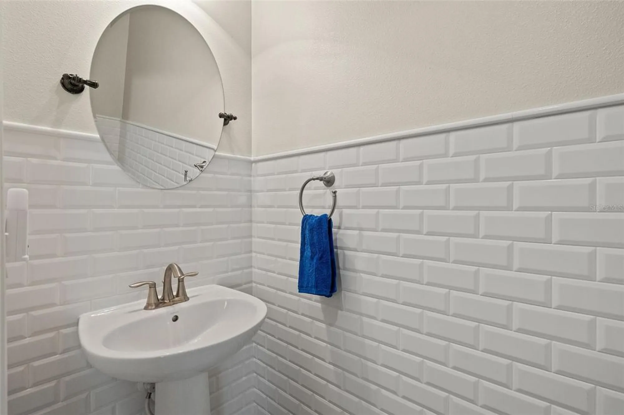 Property Slideshow image 16 of 45 | 11499 renaissance blvd, Venice, FL, 34293