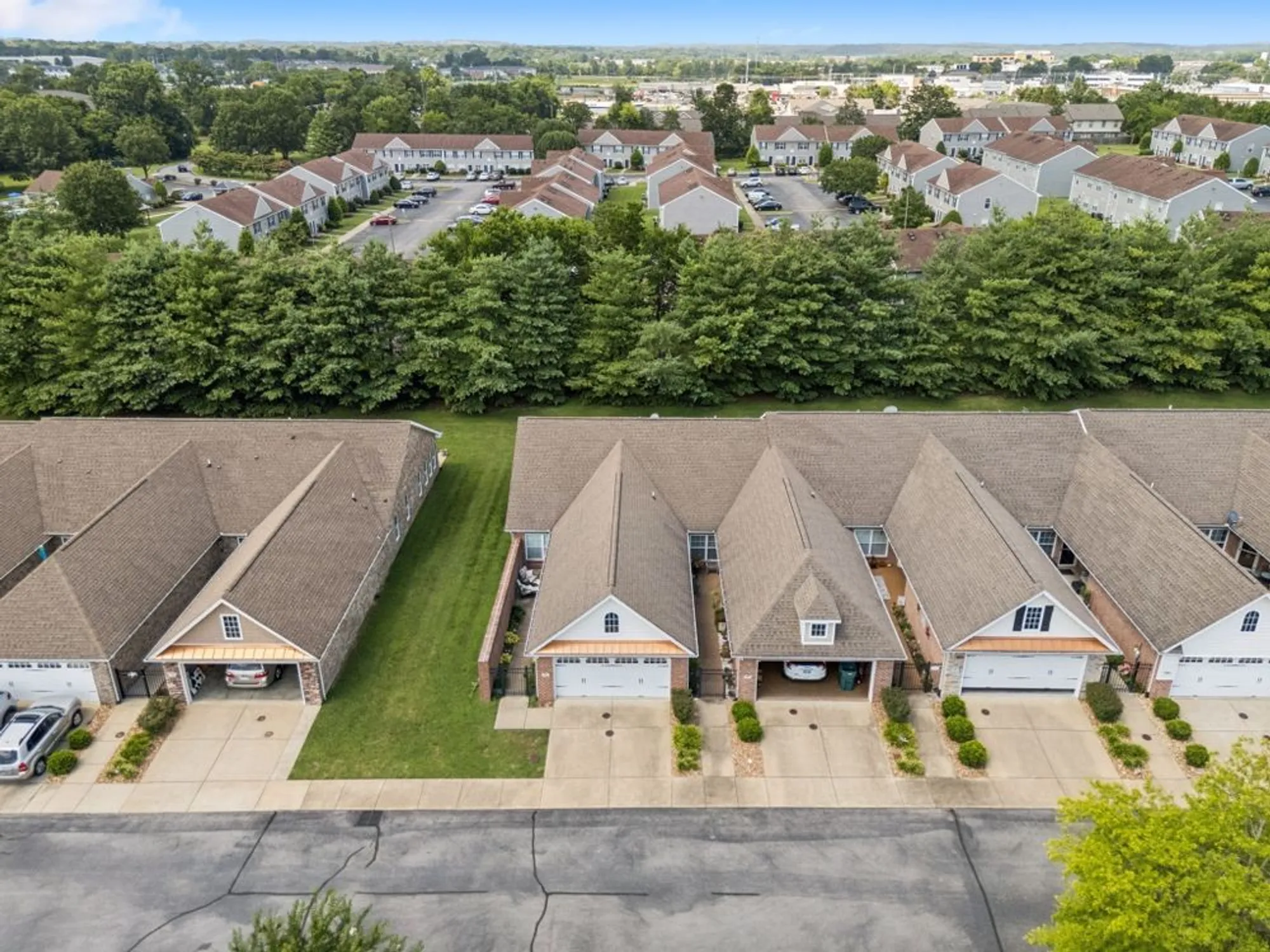 Property Slideshow image 46 of 47 | 145 plymouth dr, Lebanon, TN, 37087