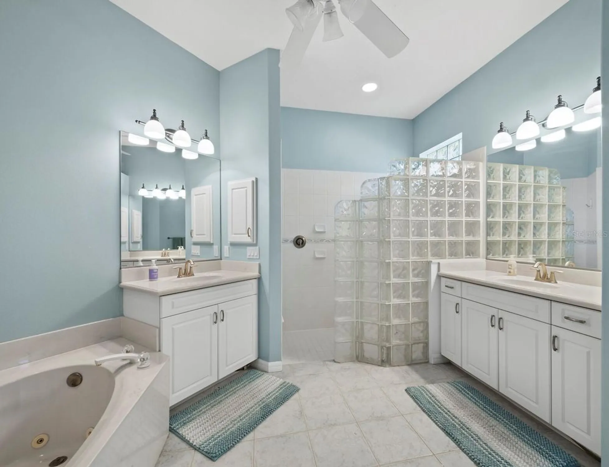 Property Slideshow image 36 of 60 | 6643 butlers crest dr, Bradenton, FL, 34203