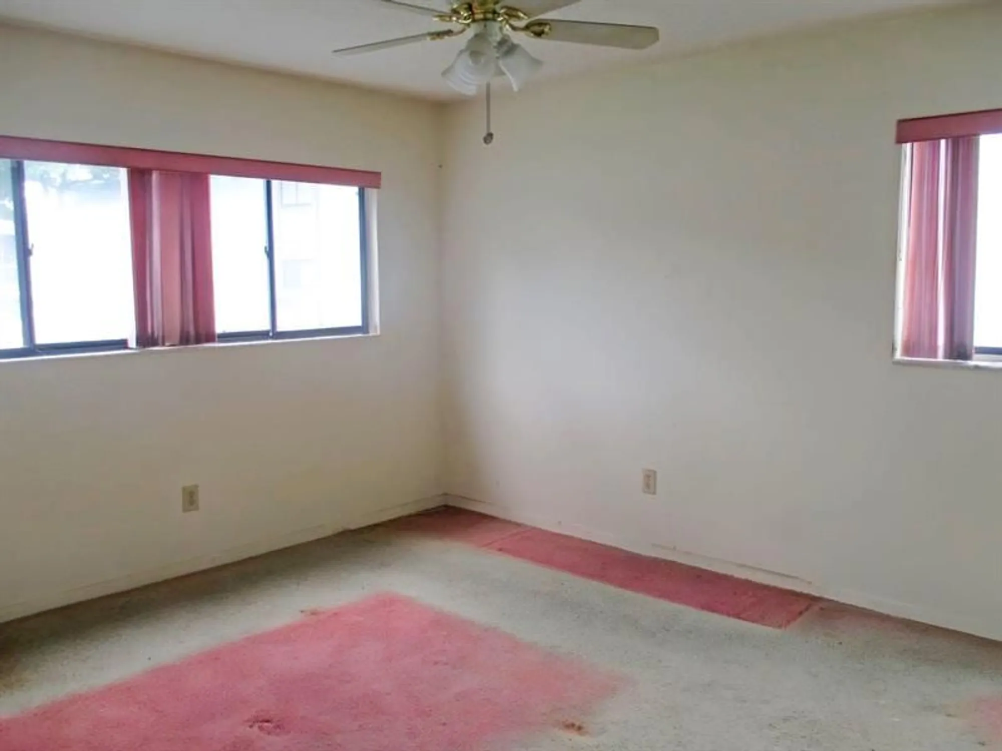 Property Slideshow image 15 of 18 | 10909 w clairmont cir 103, Tamarac, FL, 33321