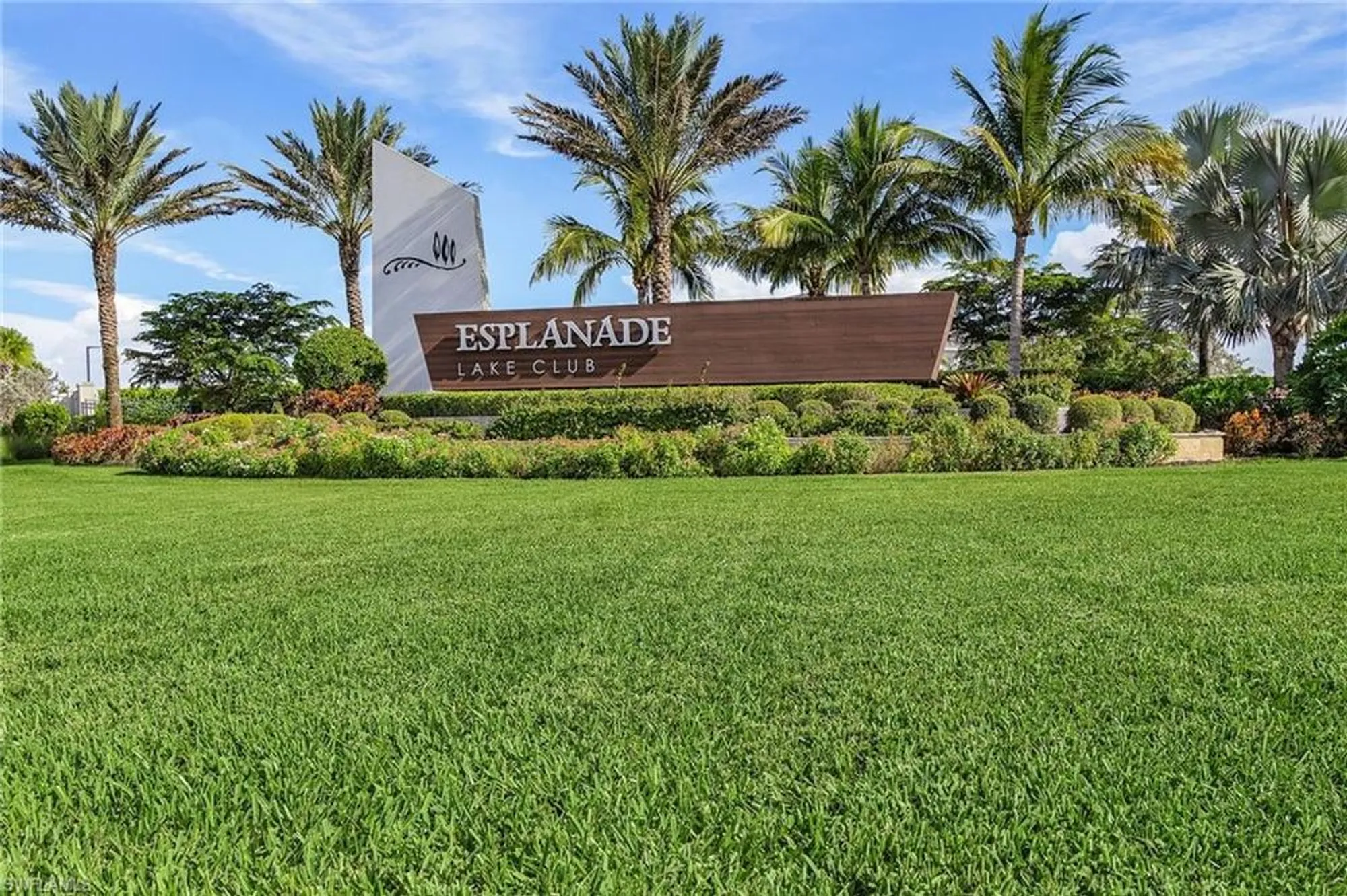 Property Slideshow image 2 of 29 | 17510 caravita ln, Fort Myers, FL, 33913