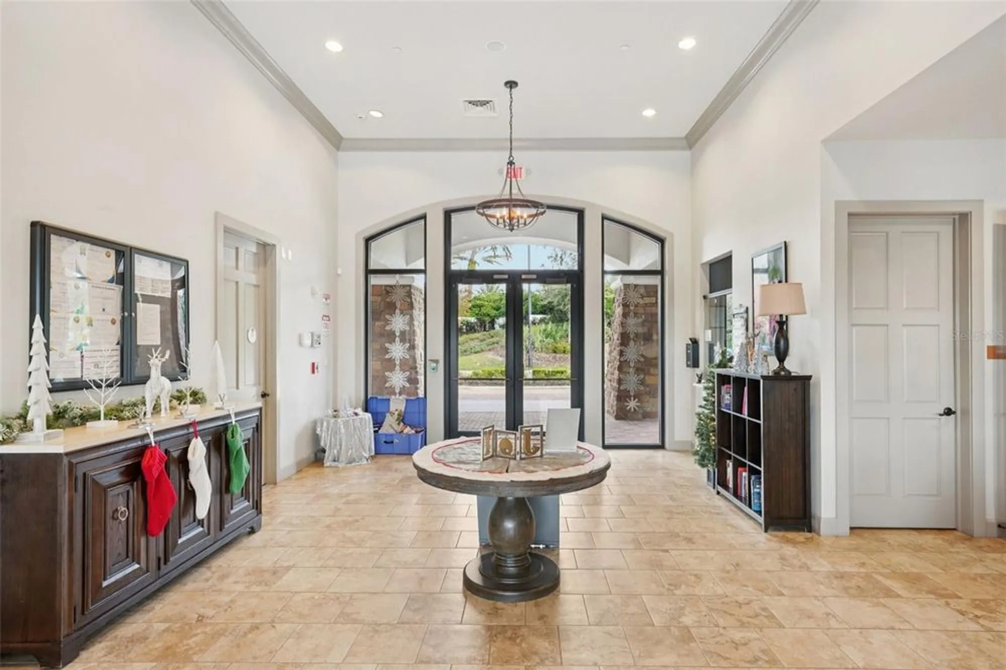 Property Slideshow image 28 of 31 | 8433 alberata vista dr, Tampa, FL, 33647