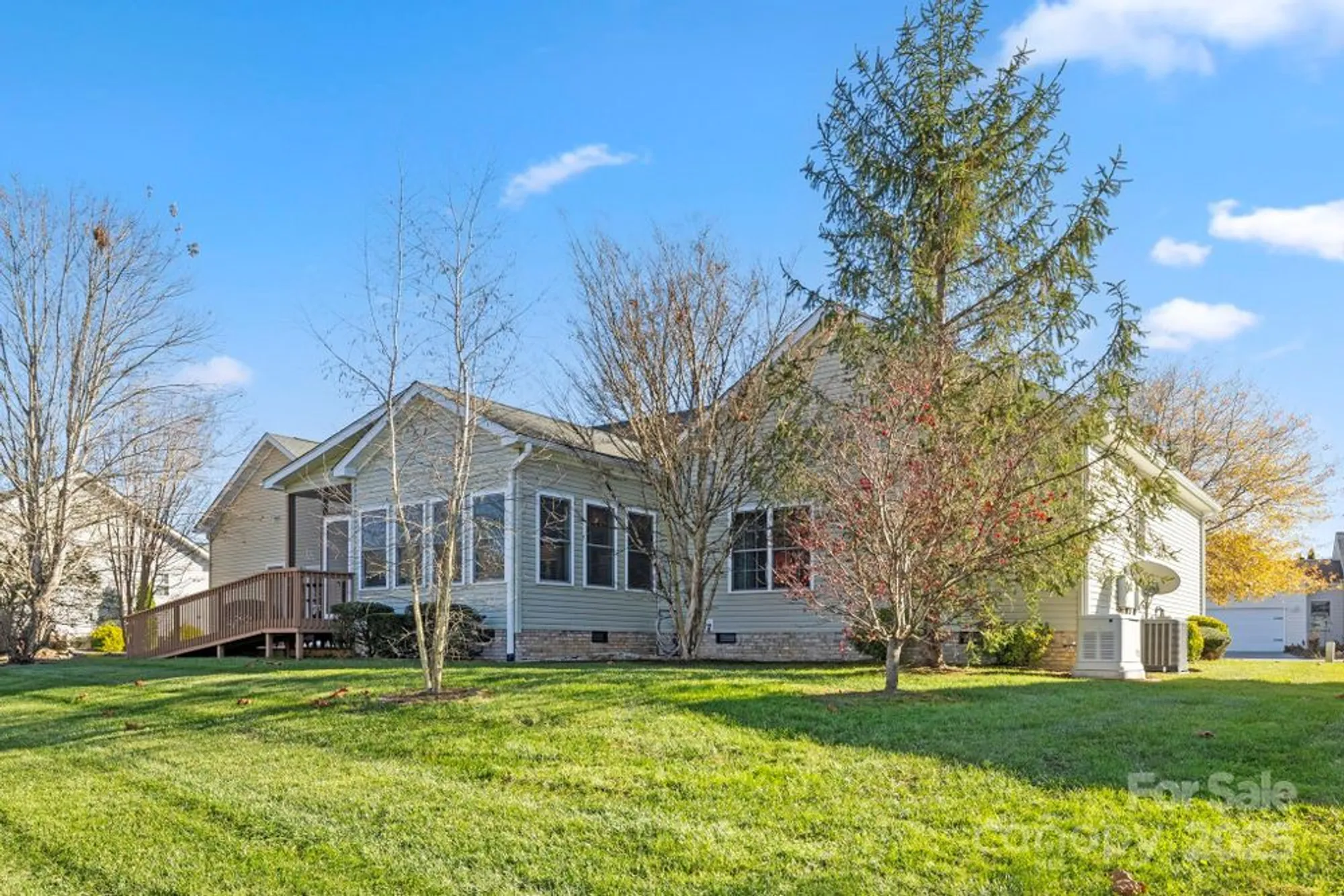 Property Slideshow image 7 of 48 | 494 riverwind dr, Hendersonville, NC, 28739