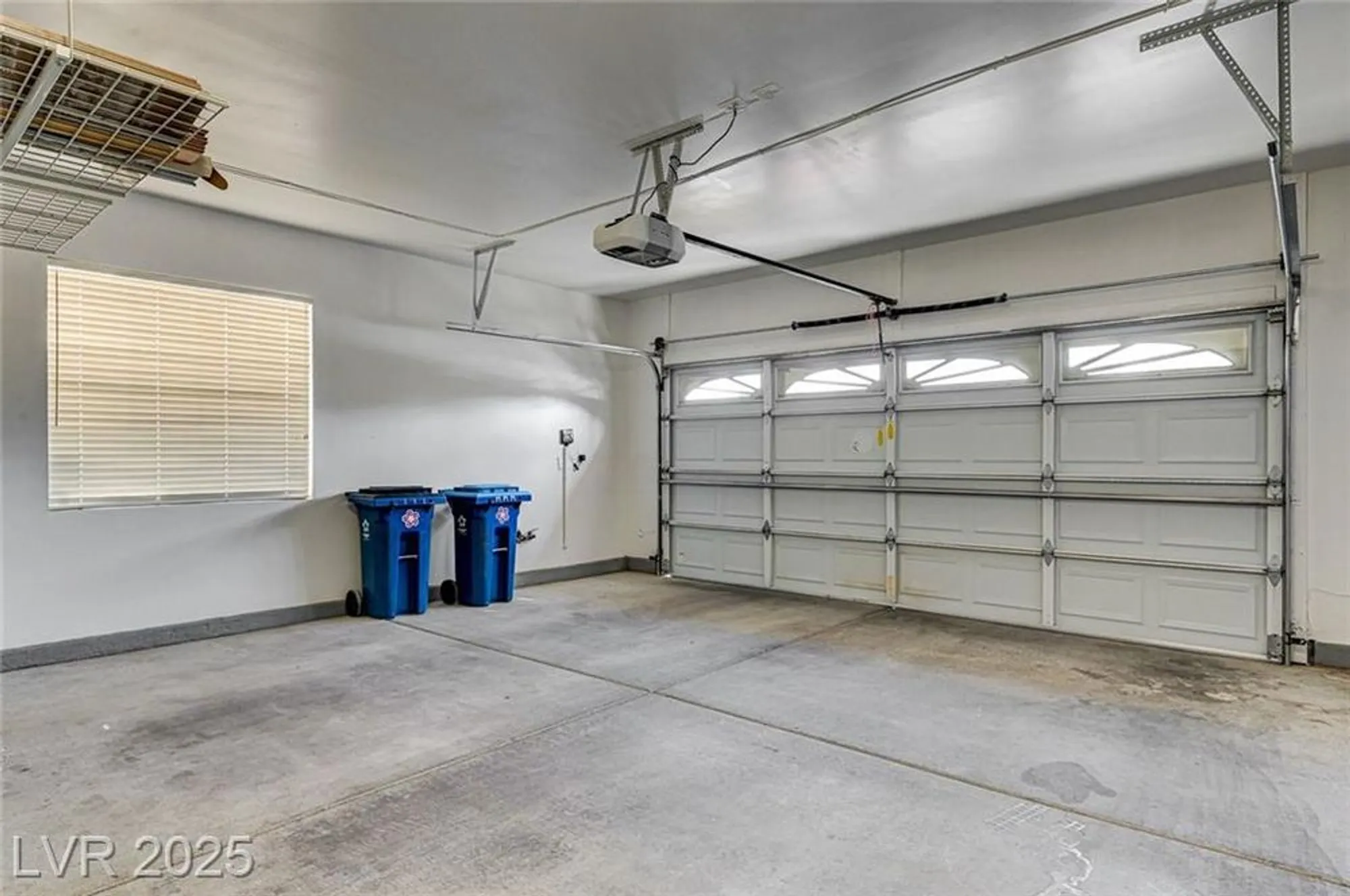 Property Slideshow image 37 of 65 | 10532 riva grande ct, Las Vegas, NV, 89135