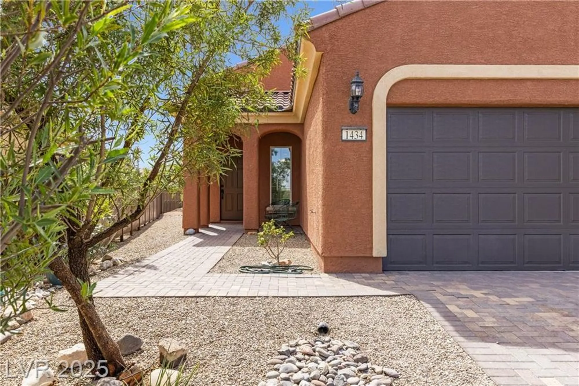 Property Slideshow image 2 of 62 | 1434 moonrise ct, Mesquite, NV, 89034