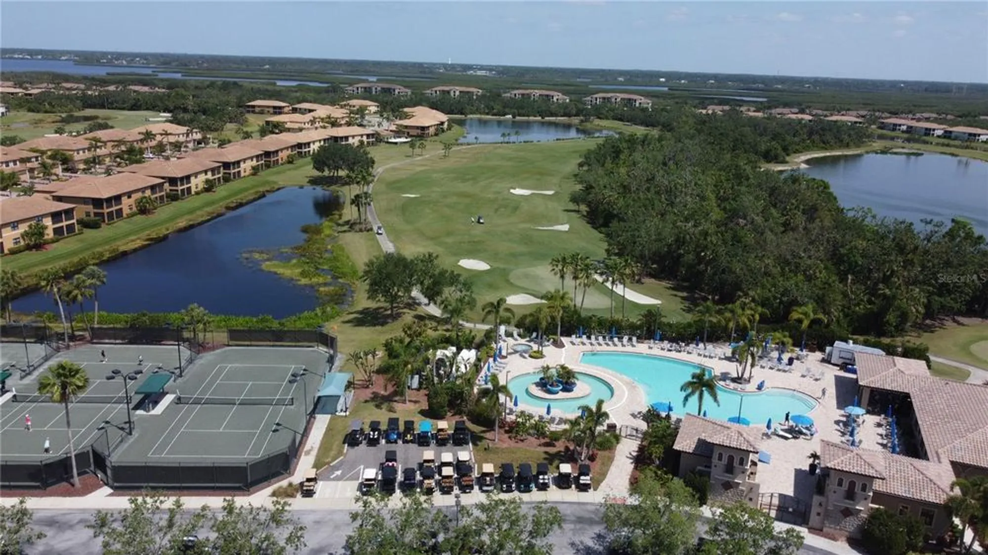 Property Slideshow image 21 of 29 | 6740 willowshire way, Bradenton, FL, 34212