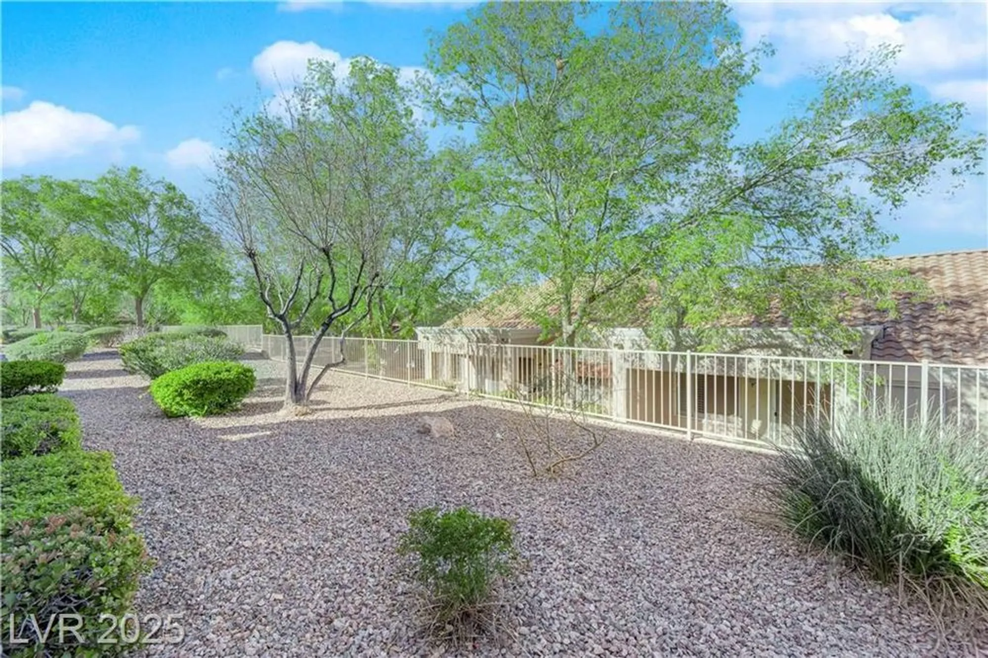 Property Slideshow image 19 of 20 | 8620 prairie hill dr, Las Vegas, NV, 89134
