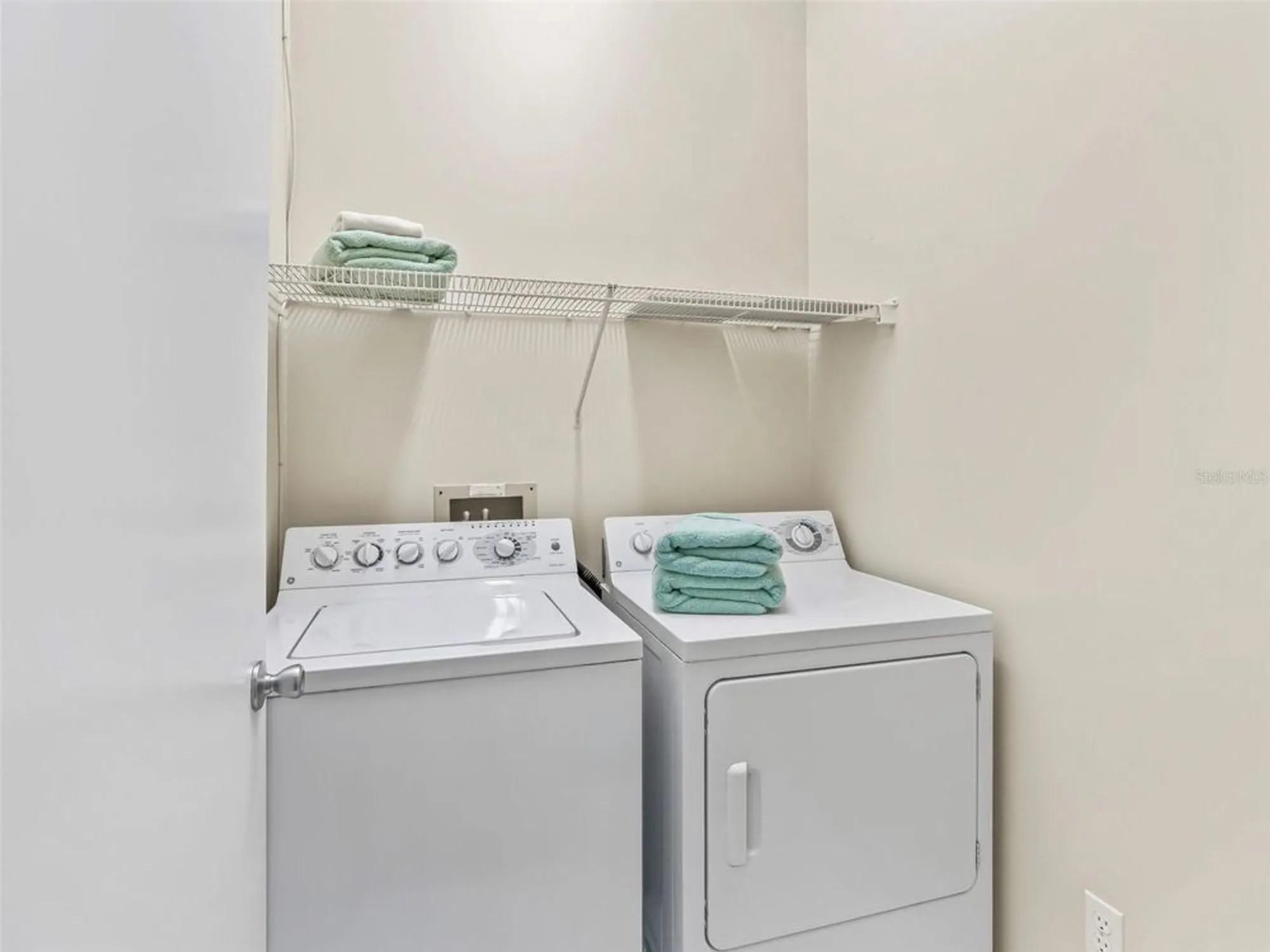 Property Slideshow image 40 of 51 | 1013 del rio dr, Lady Lake, FL, 32159