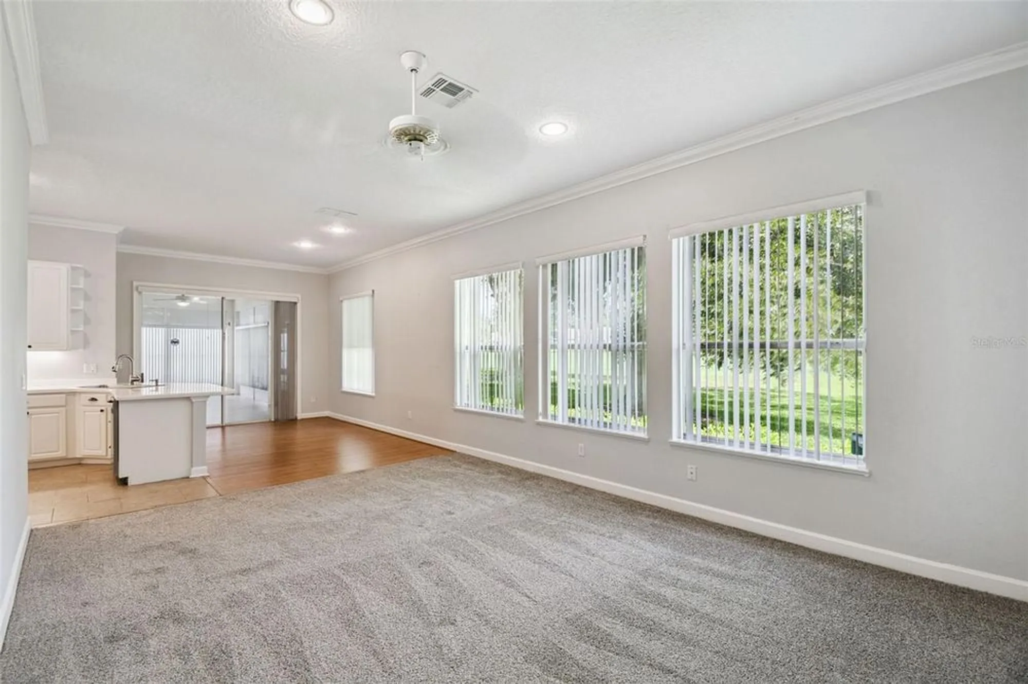 Property Slideshow image 16 of 64 | 3805 scarborough ct, Clermont, FL, 34711