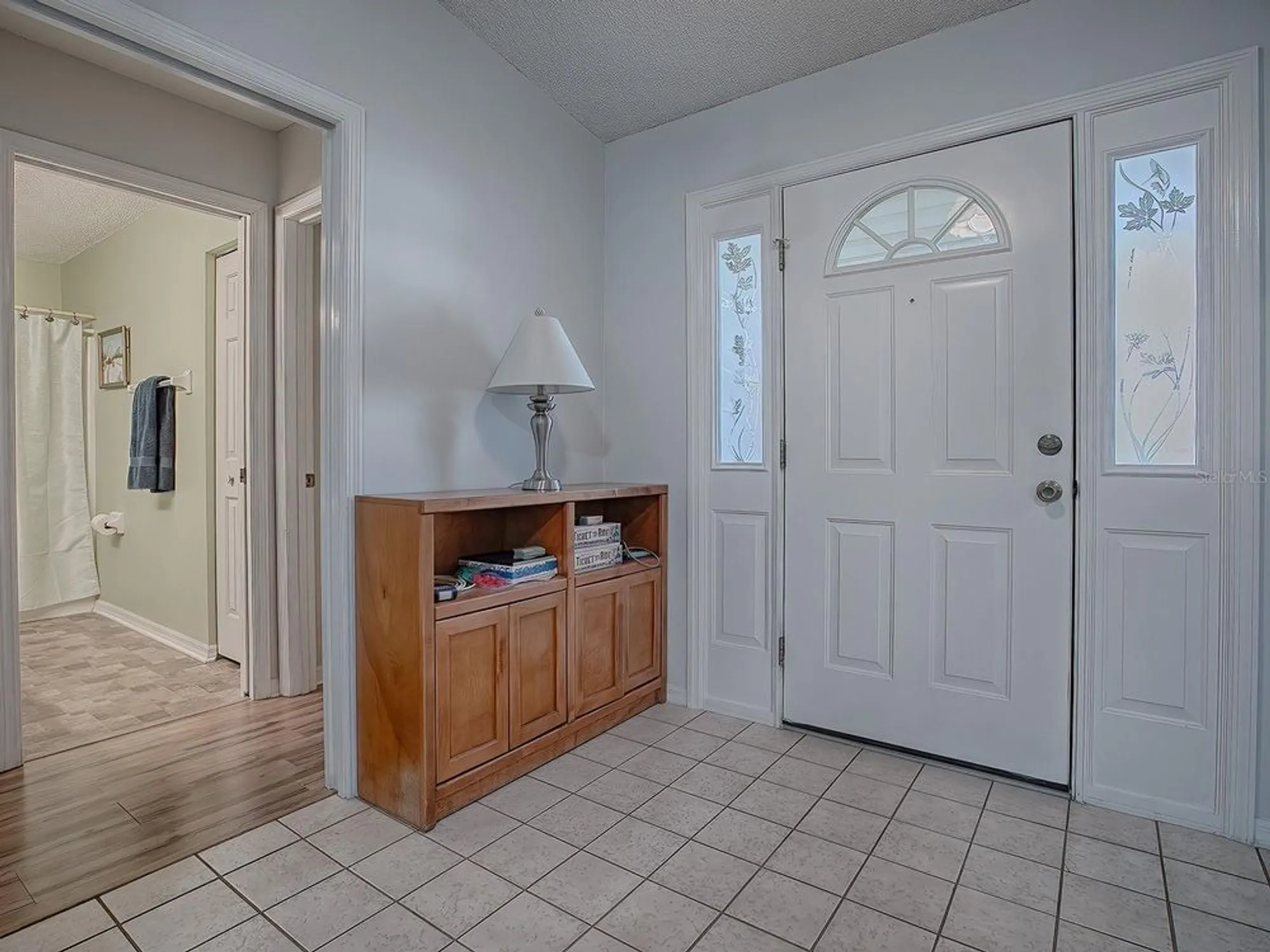 Property Slideshow image 4 of 38 | 32622 oak park dr, Leesburg, FL, 34748