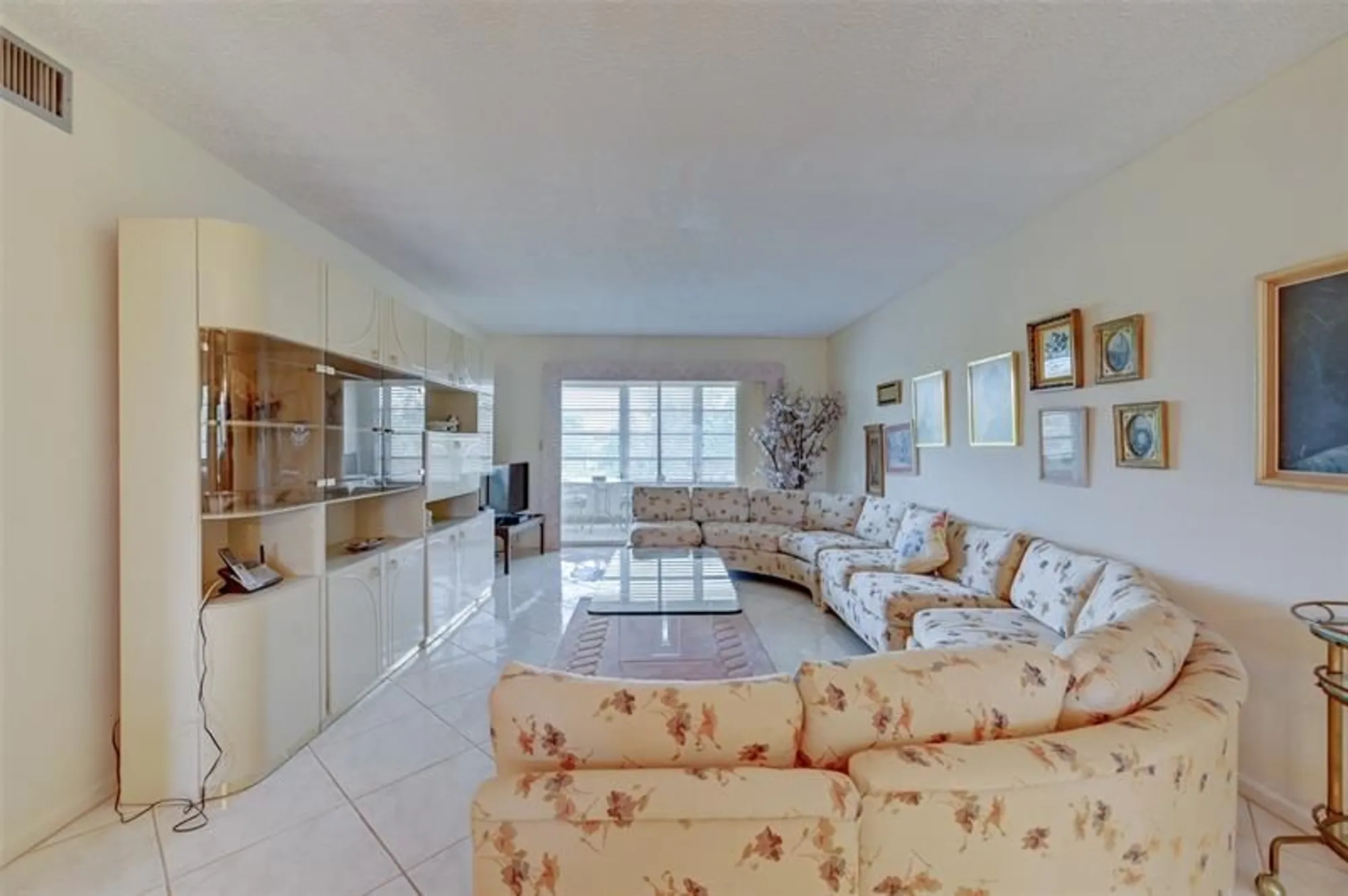 Property Slideshow image 15 of 28 | 2101 lucaya bnd e4, Coconut Creek, FL, 33066