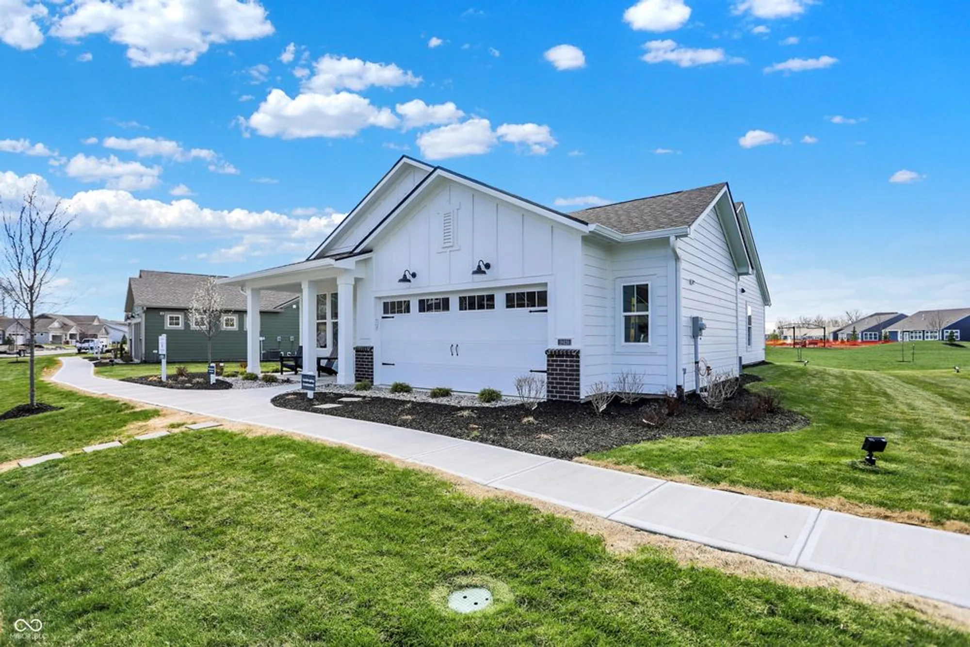 Property Slideshow image 2 of 32 | 19426 sumrall pl, Westfield, IN, 46074