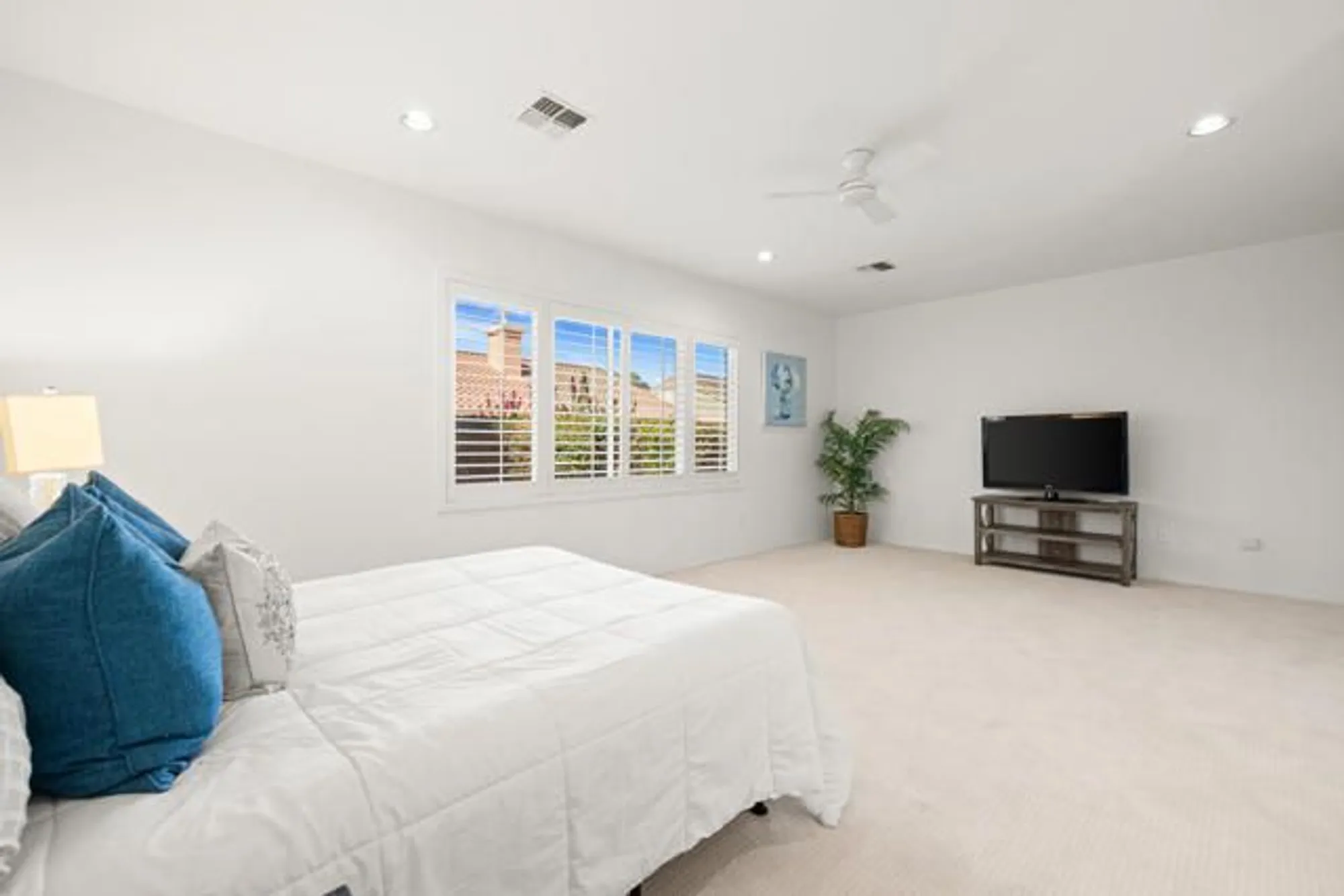 Property Slideshow image 24 of 41 | 37677 mojave sage st, Palm Desert, CA, 92211