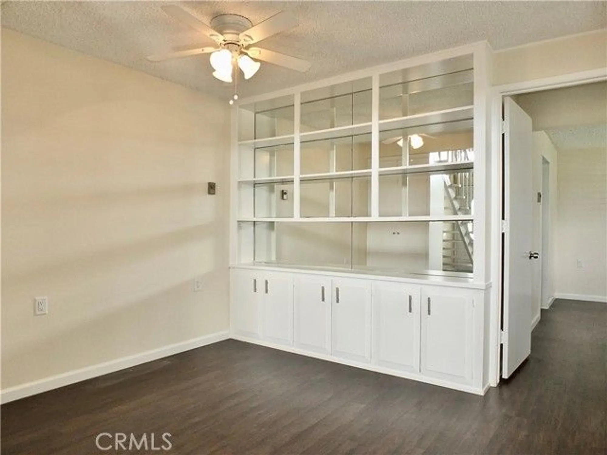 Property Slideshow image 6 of 66 | 1891 mckinney way apt 26b, Seal Beach, CA, 90740