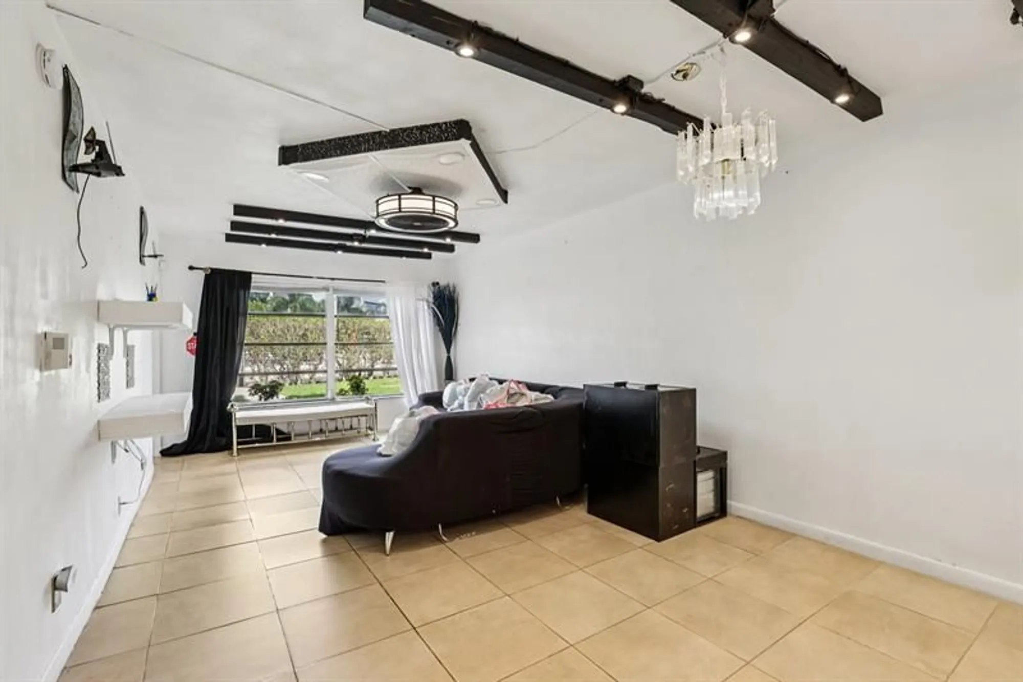 Property Slideshow image 8 of 32 | 7897 golf circle dr apt 107, Margate, FL, 33063