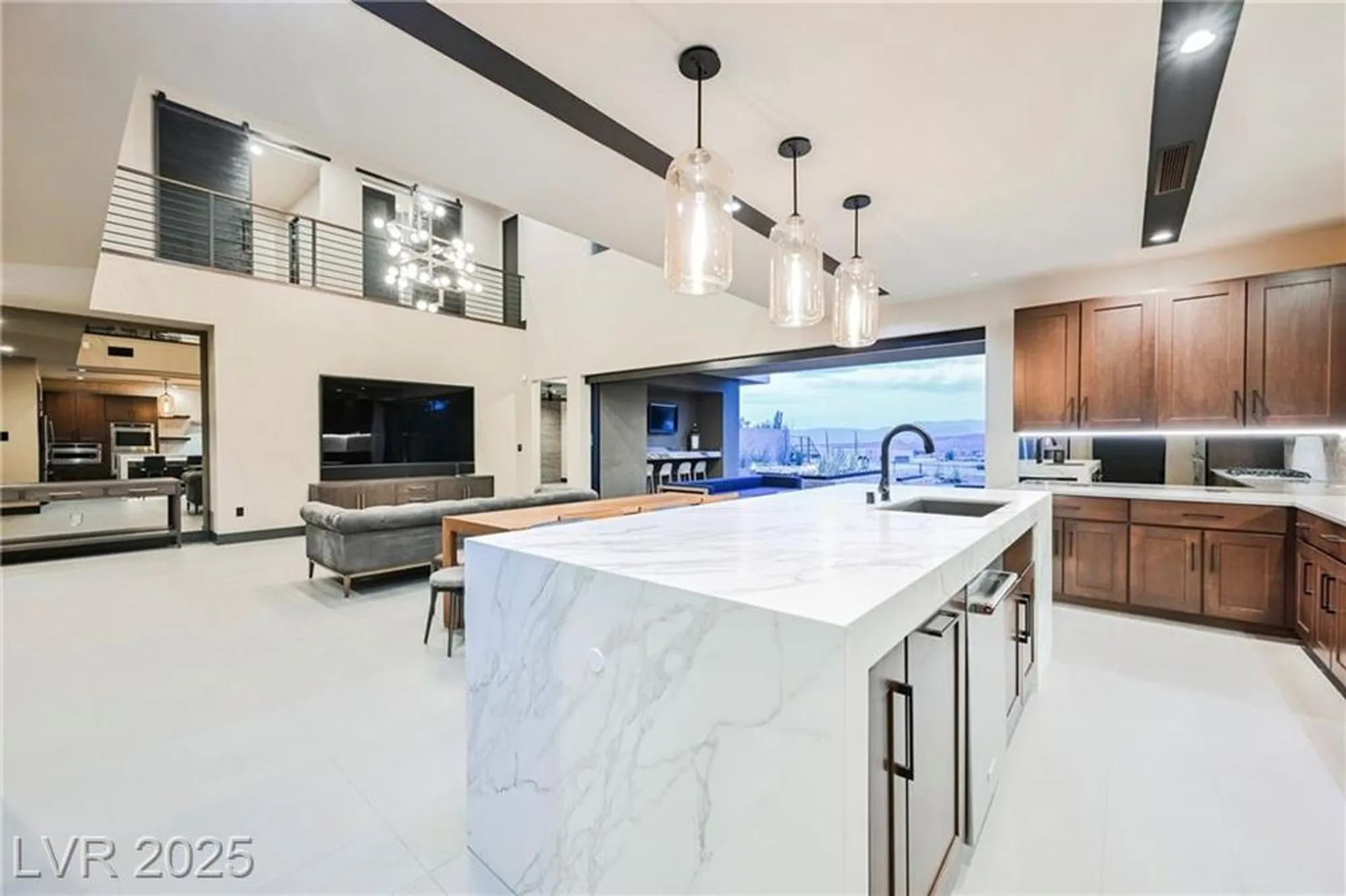 Property Slideshow image 18 of 93 | 20 falling canyon ct, Henderson, NV, 89011