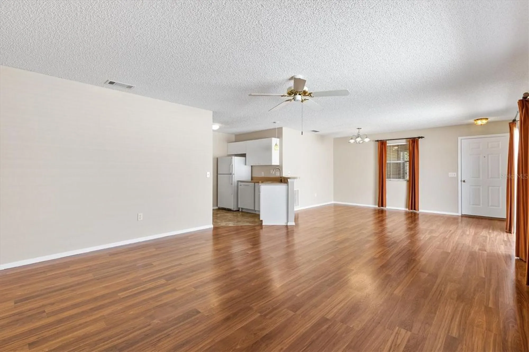 Property Slideshow image 9 of 29 | 1611 campos dr, The Villages, FL, 32162