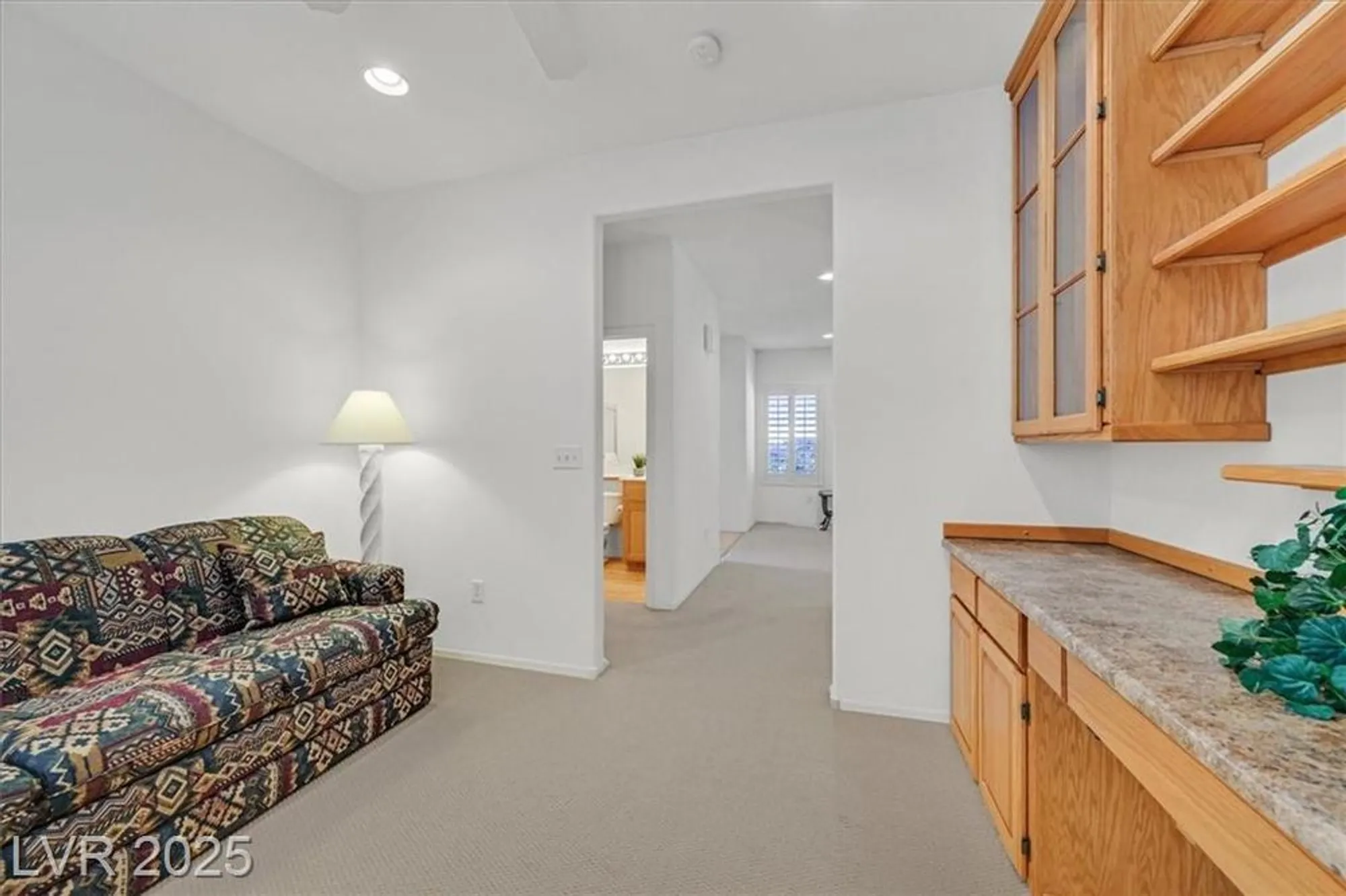 Property Slideshow image 13 of 37 | 2790 meadow park ave, Henderson, NV, 89052