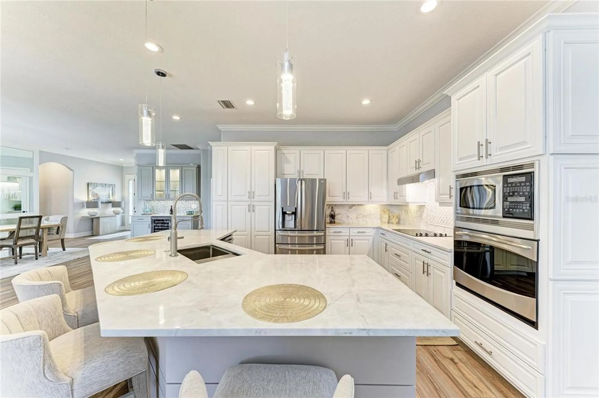 Property Slideshow image 21 of 93 | 8201 heritage grand pl, Bradenton, FL, 34212