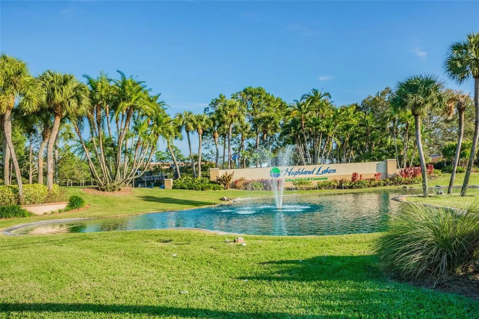 Property Slideshow image 43 of 70 | 3116 brunswick cir, Palm Harbor, FL, 34684