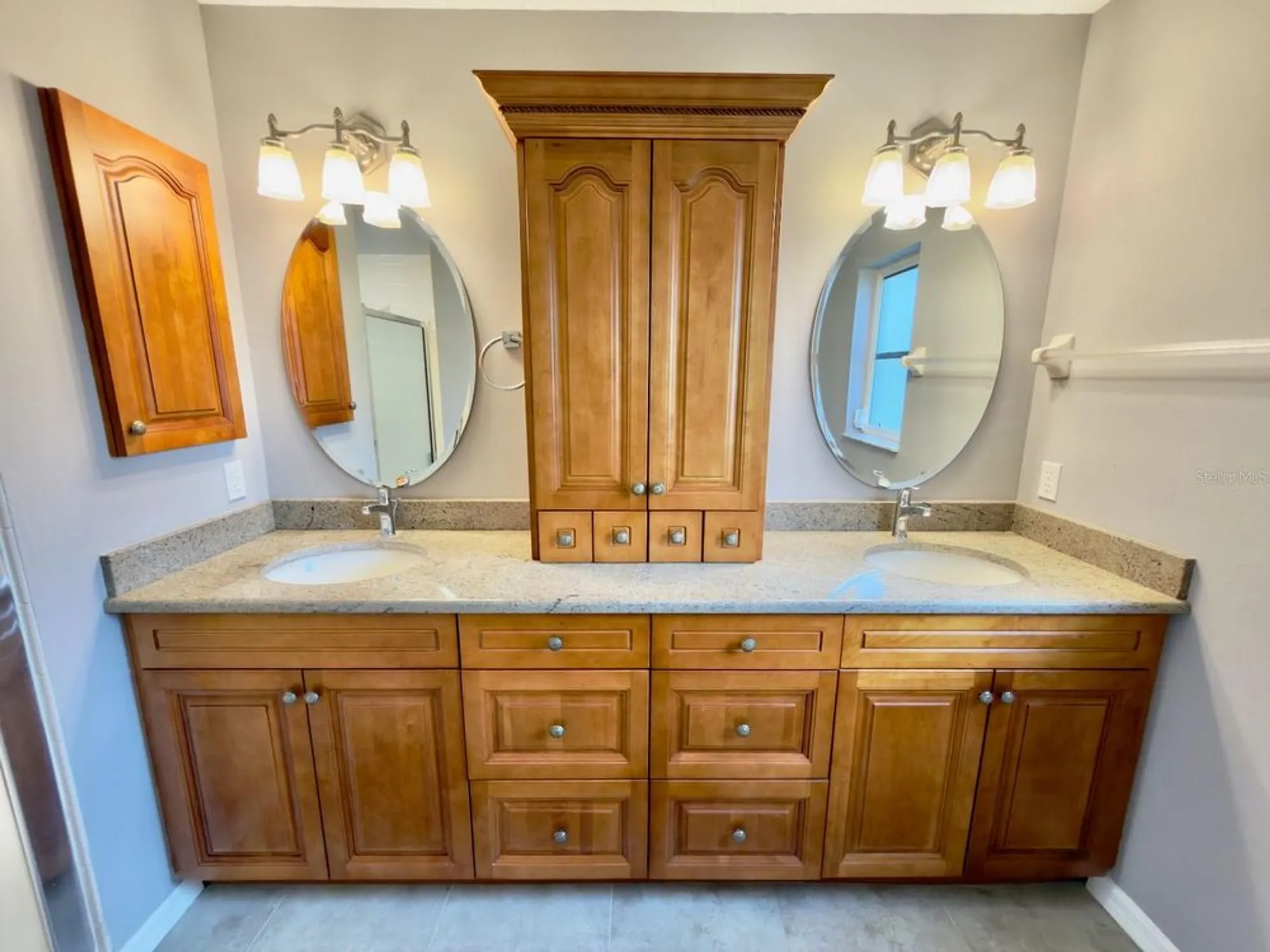 Property Slideshow image 21 of 66 | 11309 sun tree rd, Hudson, FL, 34667