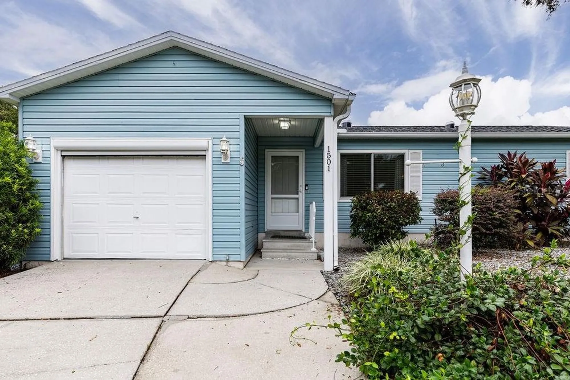 Property Slideshow image 3 of 37 | 1501 alfonso ln, The Villages, FL, 32159