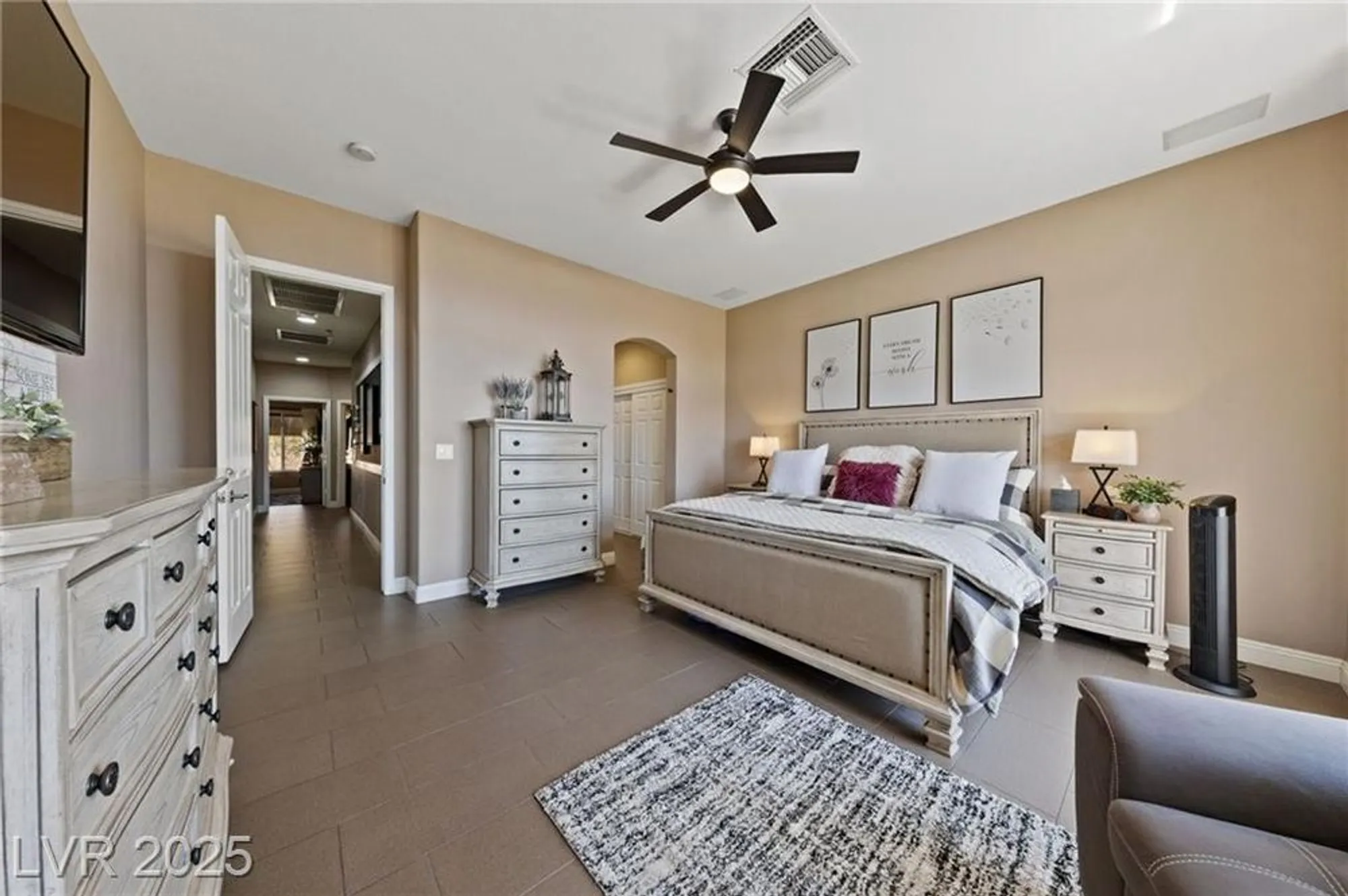 Property Slideshow image 54 of 69 | 2616 faiss dr, Las Vegas, NV, 89134
