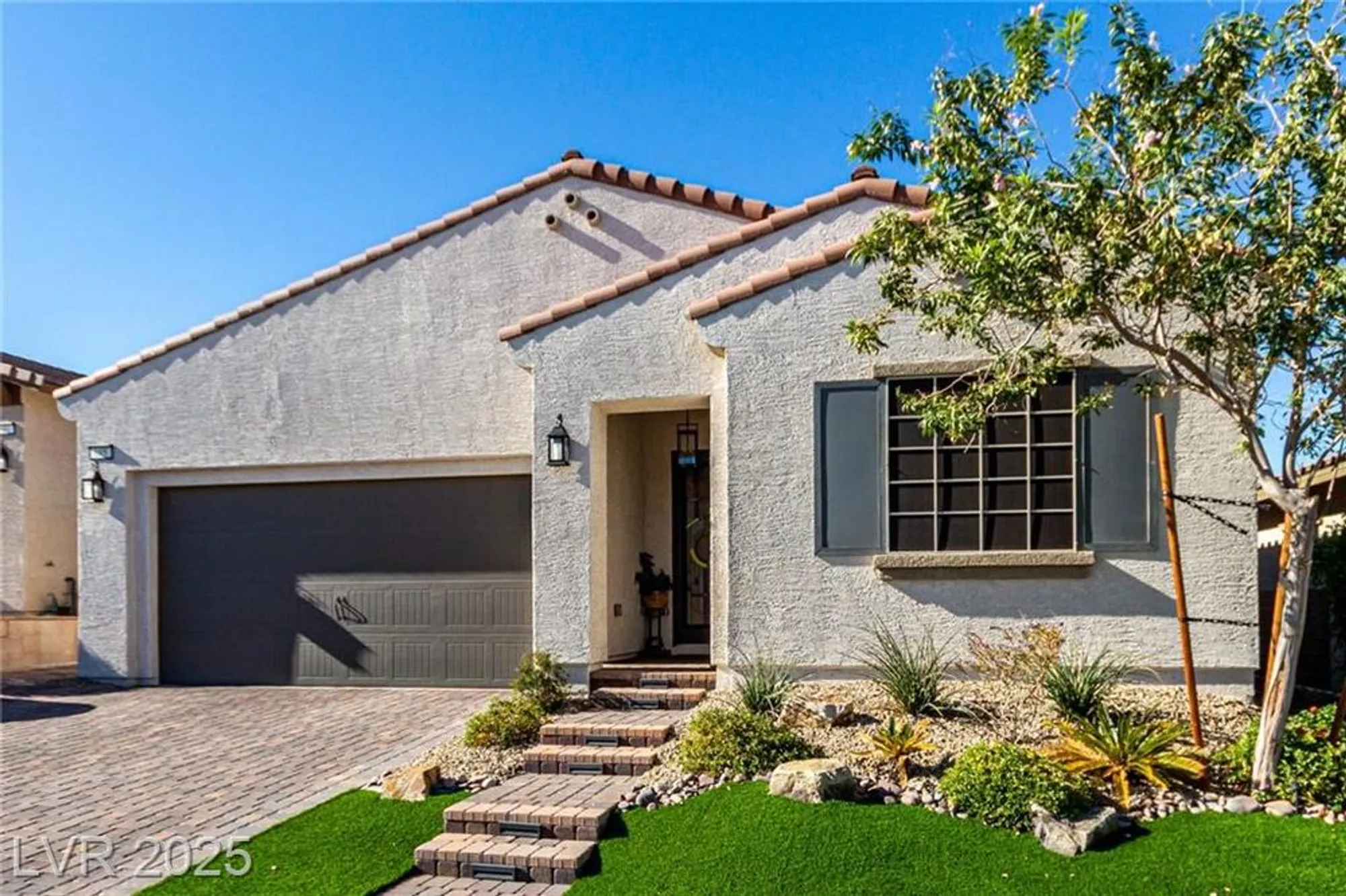 Property Slideshow image 4 of 43 | 685 sunray park st, Henderson, NV, 89011