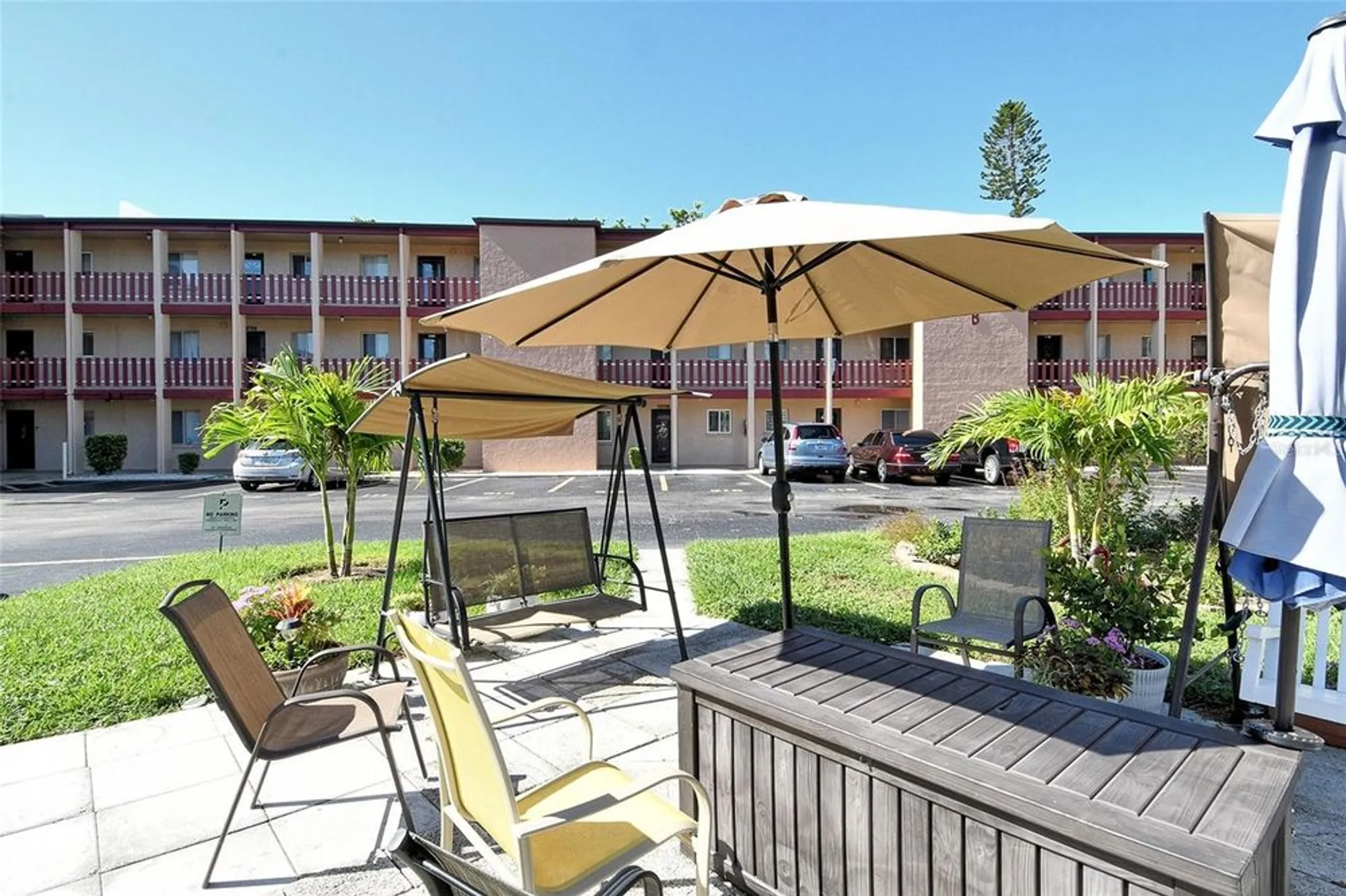 Property Slideshow image 38 of 64 | 4130 heron way # b-115, Bradenton, FL, 34205