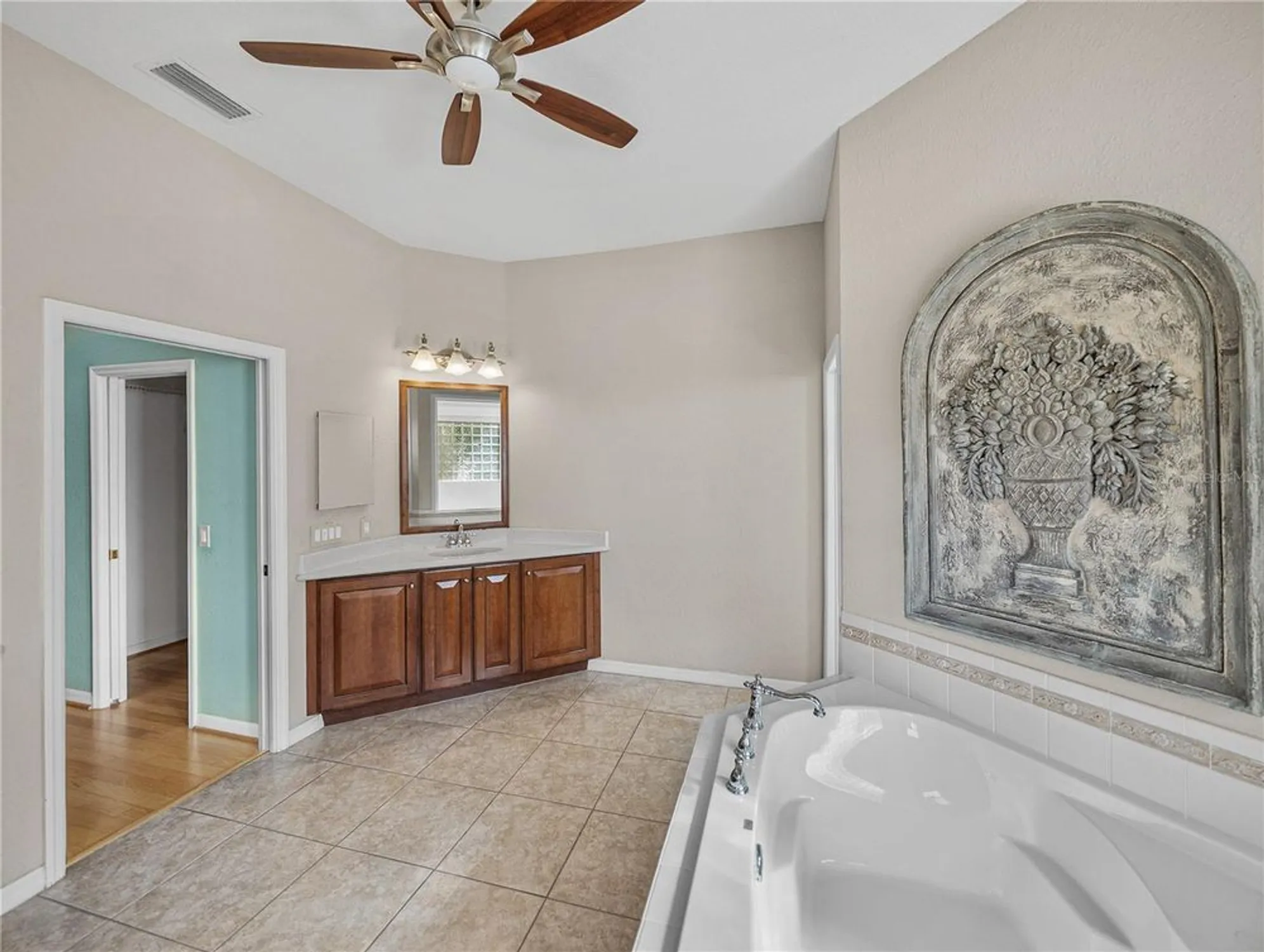 Property Slideshow image 32 of 94 | 4004 sable loop dr, Lake Wales, FL, 33859
