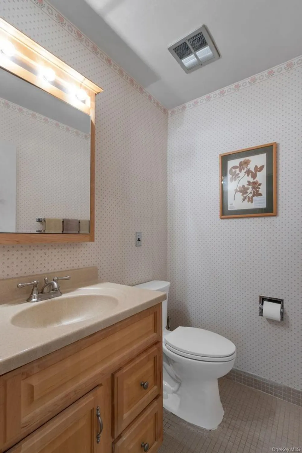 Property Slideshow image 25 of 44 | 34 warwick pl c, Yorktown Heights, NY, 10598